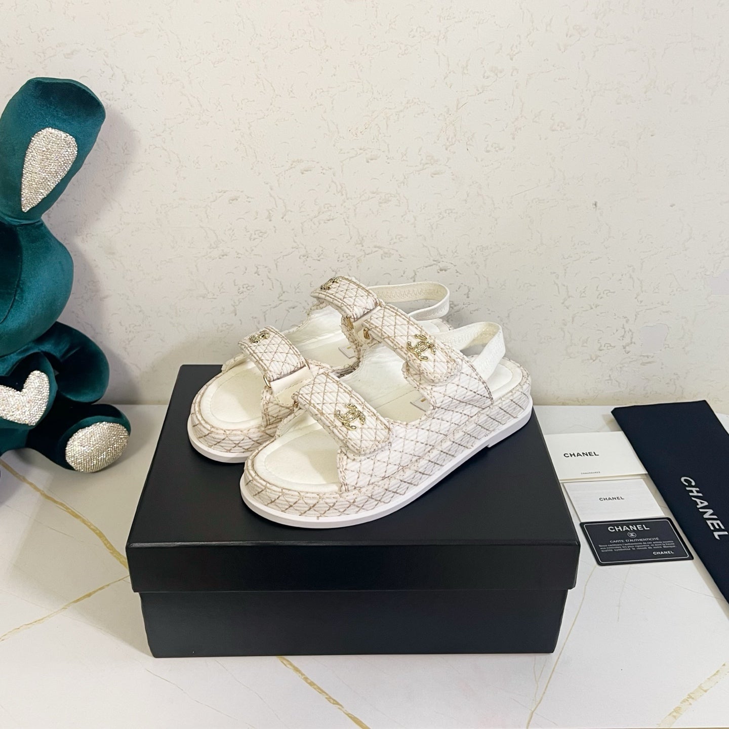 Chanel 2026 Velcro Sandals CC Logo Details Tweed Sheepskin 779368