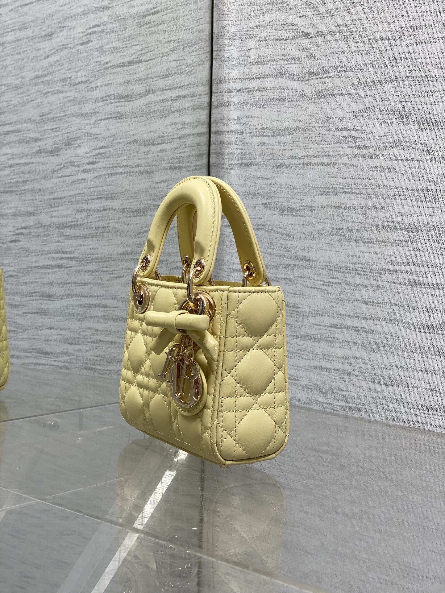 Dior 2026 Bow Lady Dior Yellow Lambskin 286571