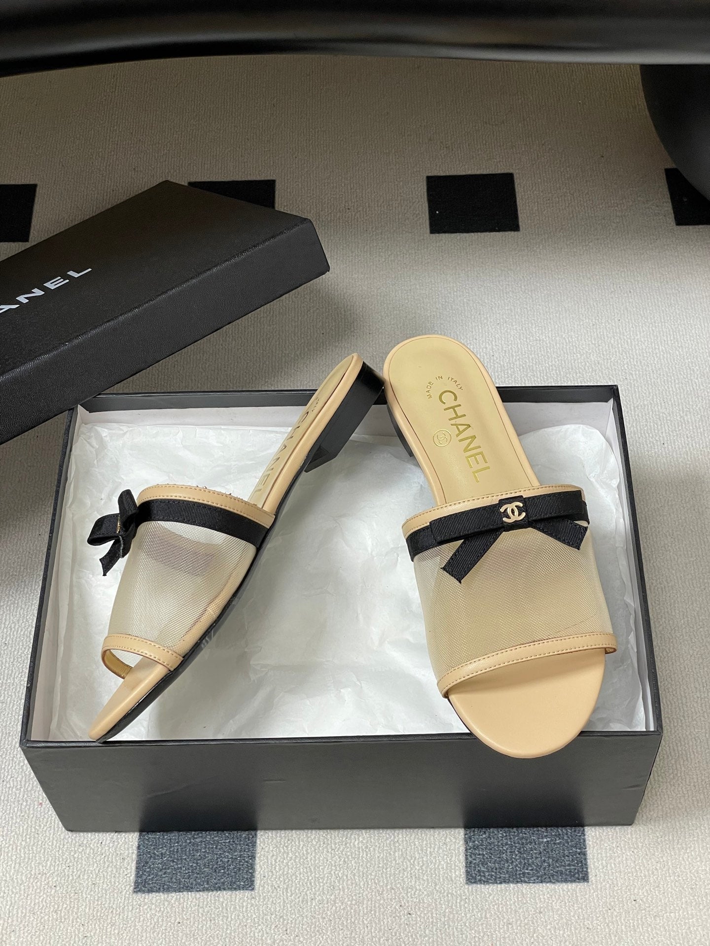 CC 2026 Sandal Bow Mesh Calfskin