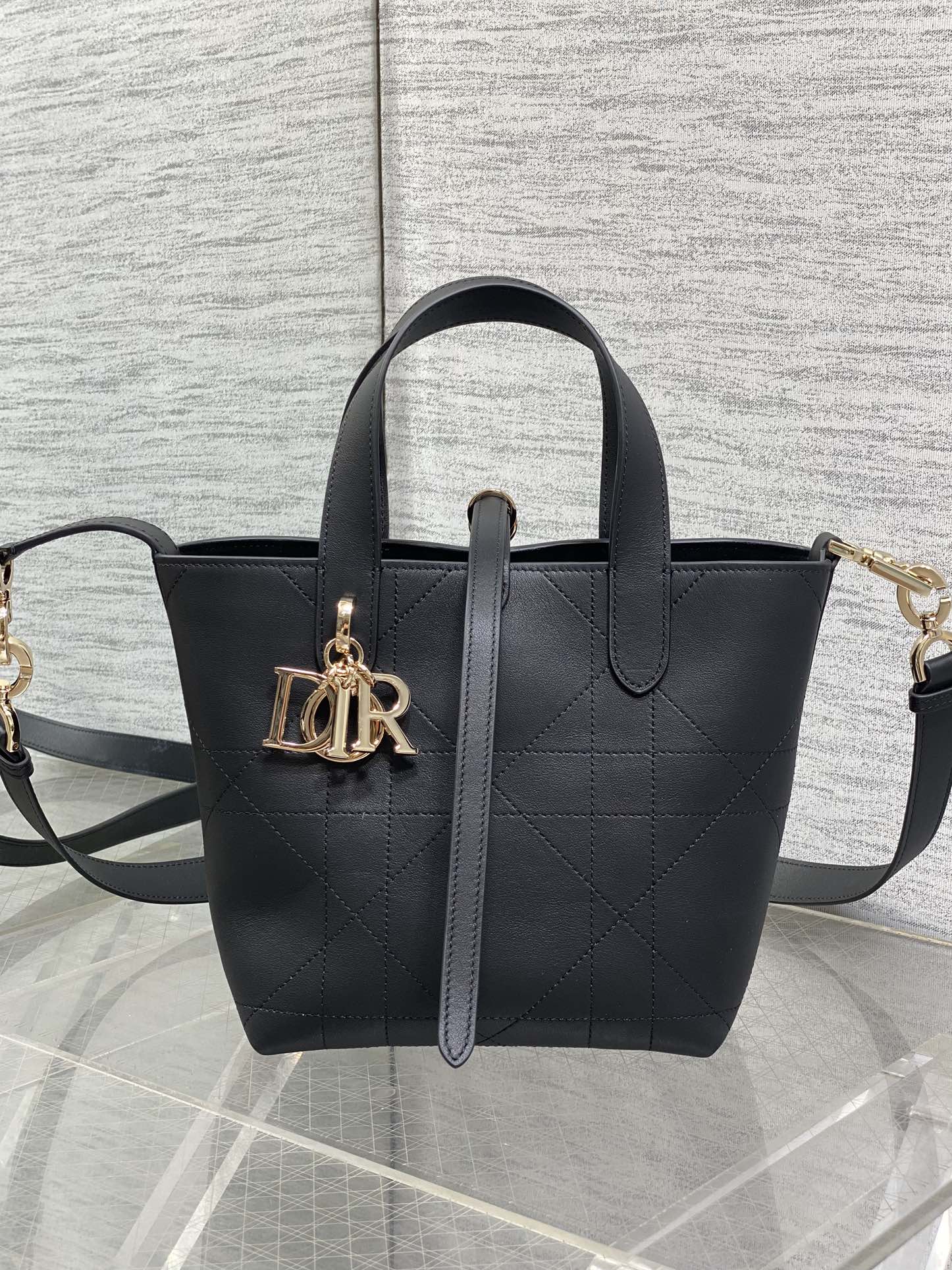 Dior 2026 Toujours Bag 18cm Black White Calfskin 286513