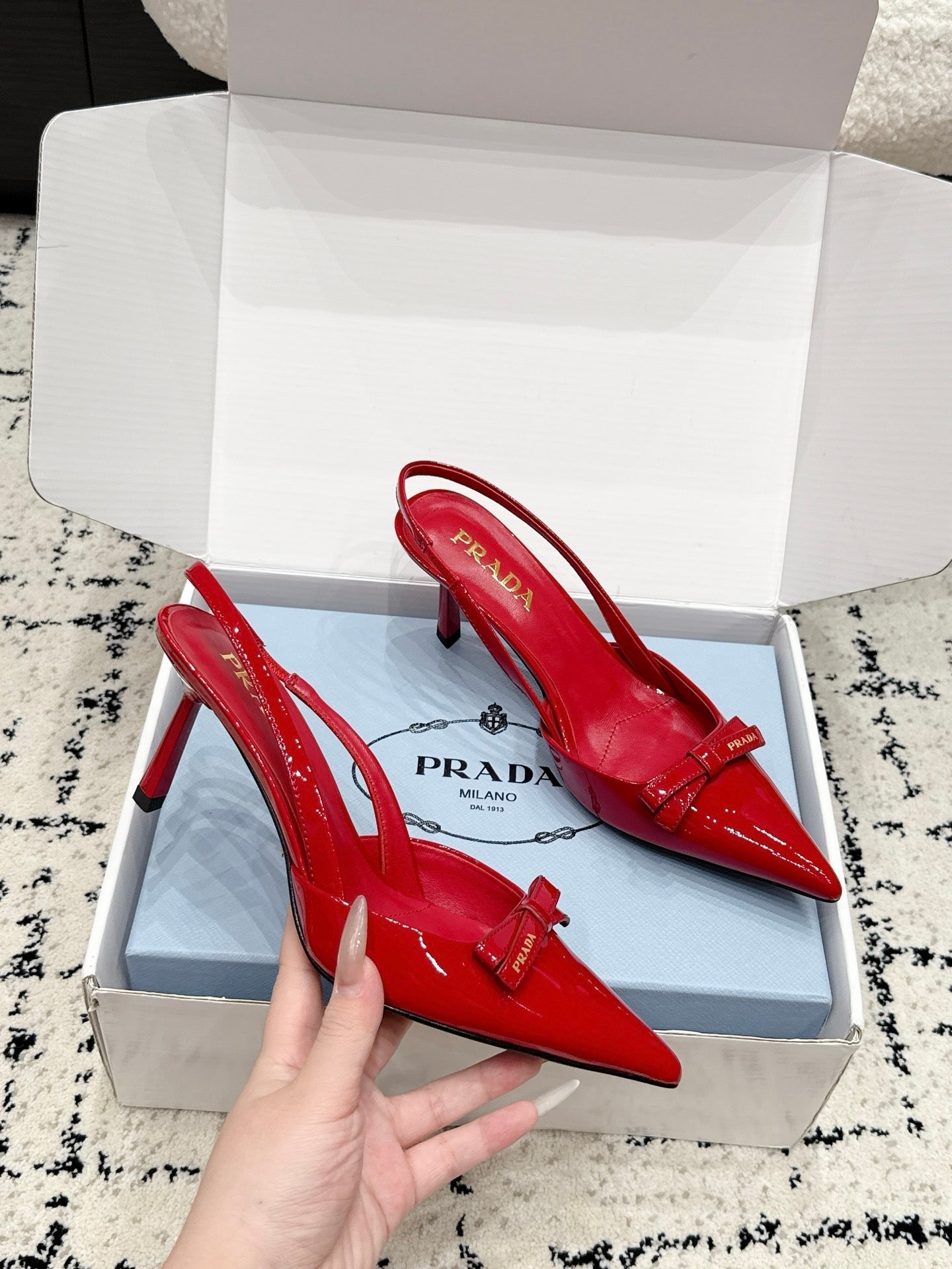 Prada 2026 Bow-Tie Open Sling Back 85mm Cowhide Leather 769840
