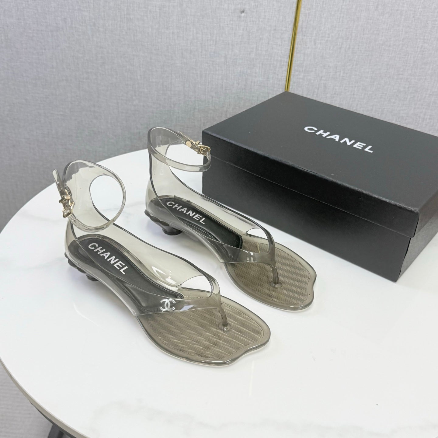 Chanel 2026 Thong Sandals CPU Crystal Lining 801673