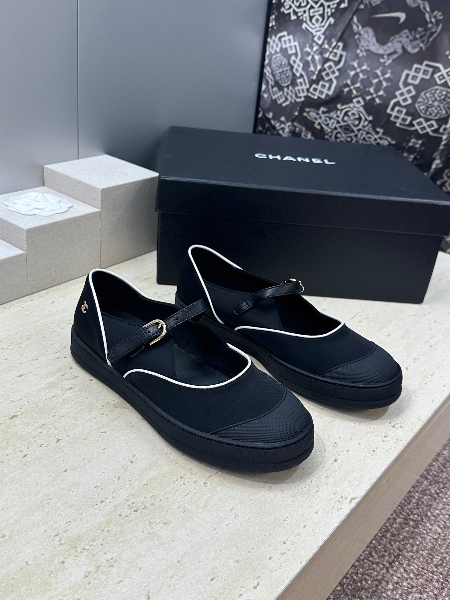 Chanel 2026 Flat Round Toe Loafers Sheepskin 830429