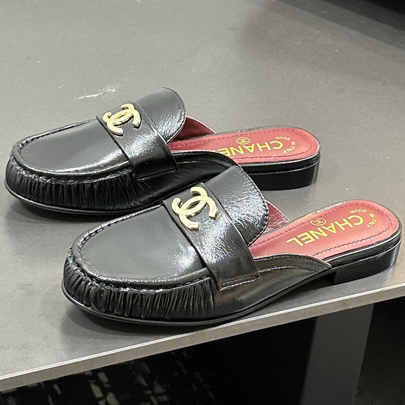 Chanel 2026 Double C Logo Loafers Leather Sheepskin 832503