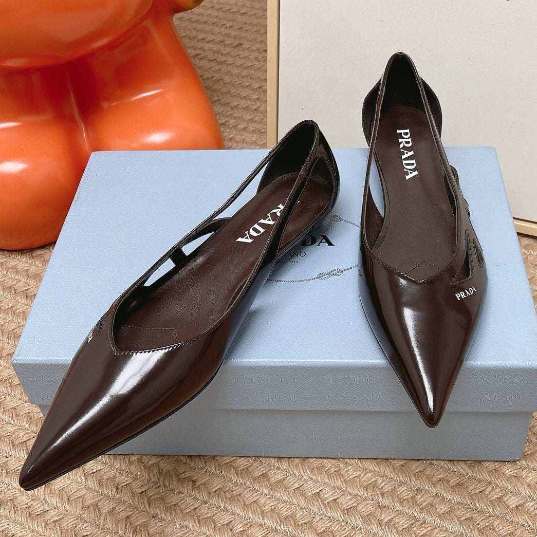 Prada 2026 Slingback Pumps Glossy Leather 854638