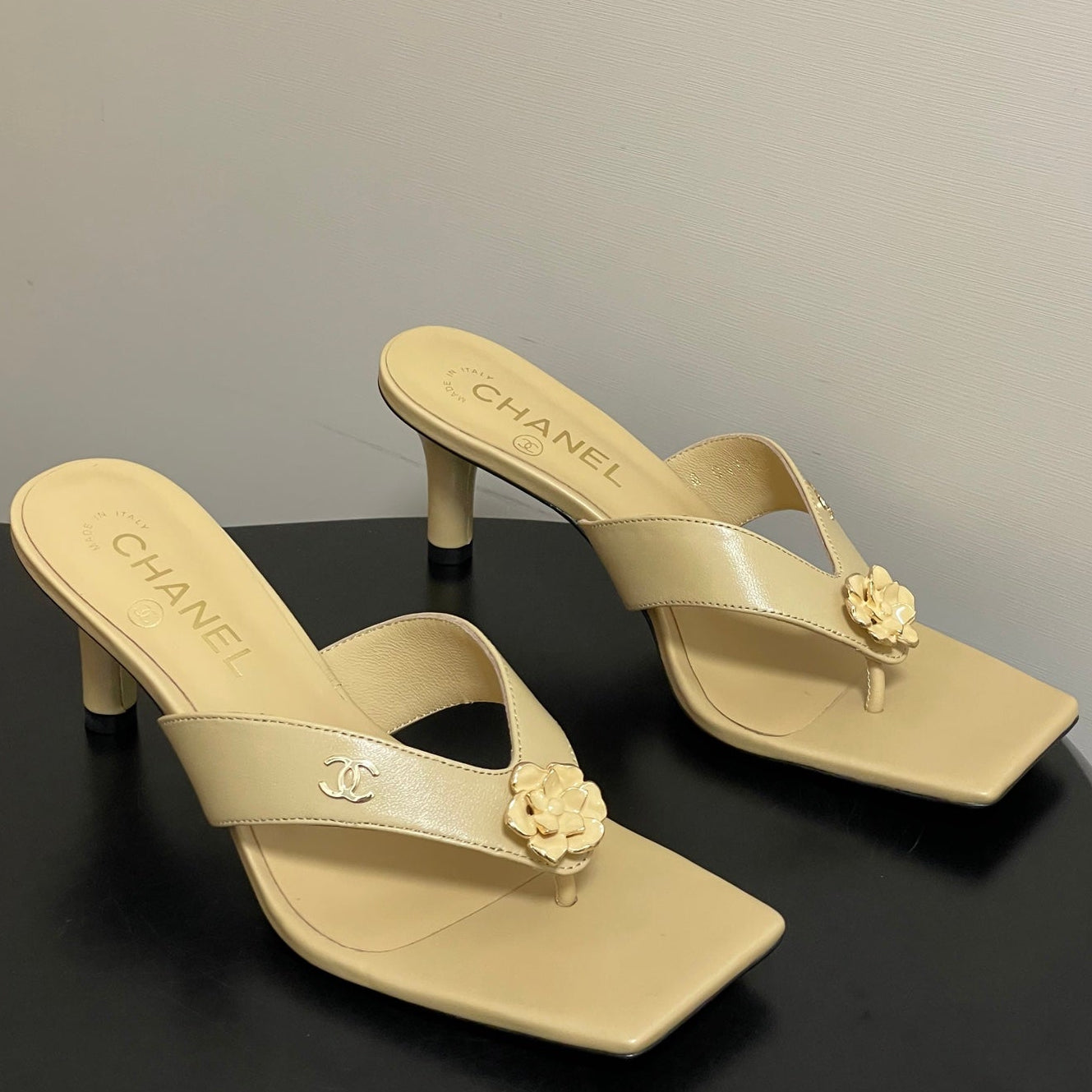 Chanel 2026 Square Toe Slingback Sandals Cowhide Sheepskin 834729