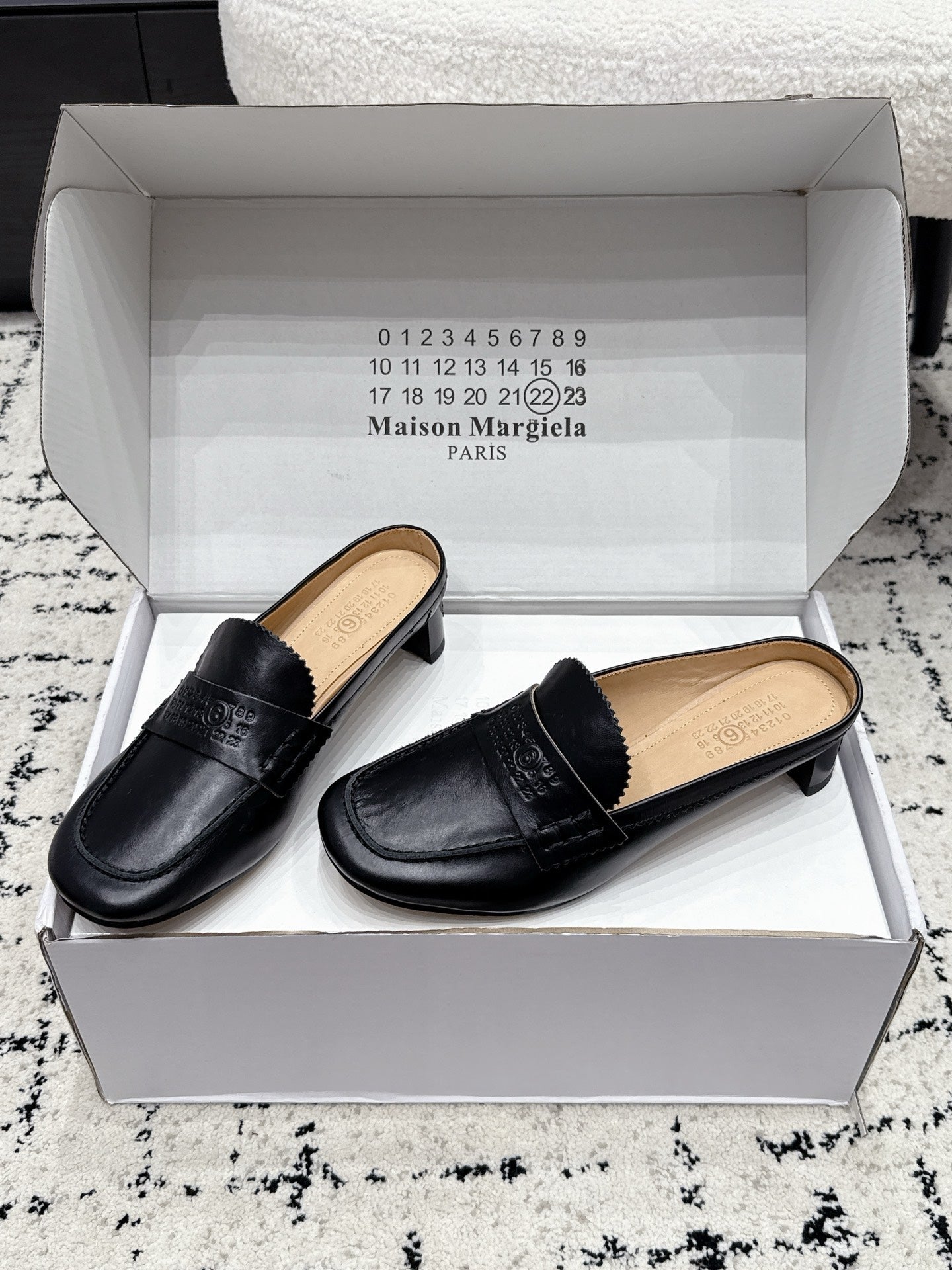 Maison Margiela 2026 Mid-Heel Loafers Mules 35mm Cowhide Suede 924855