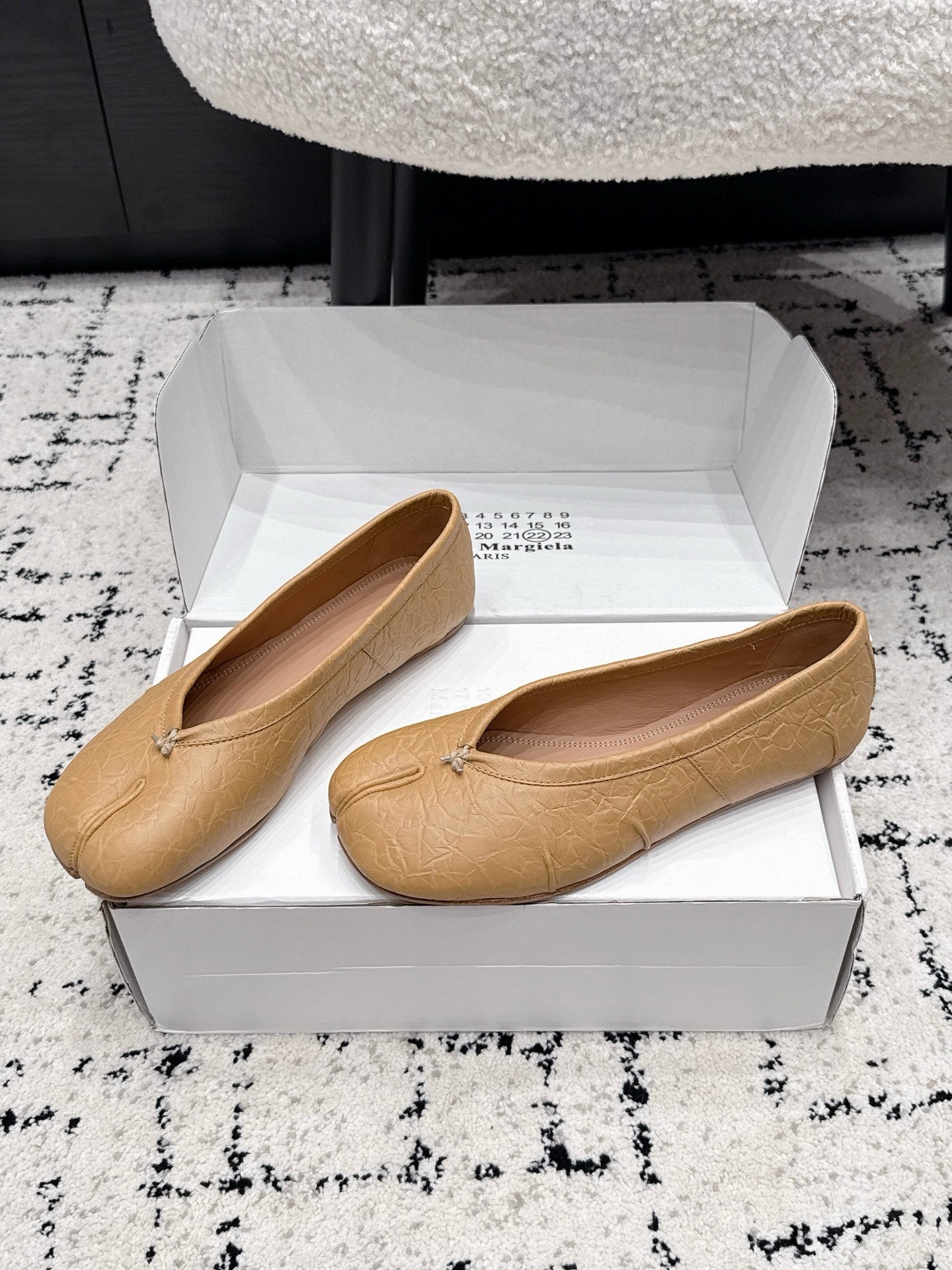 Maison Margiela 2026 Split-Toe Ballet Sheepskin 924848