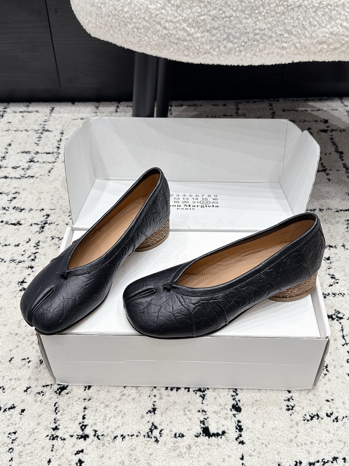 Maison Margiela 2026 Split-Toe Ballet Sheepskin 924848