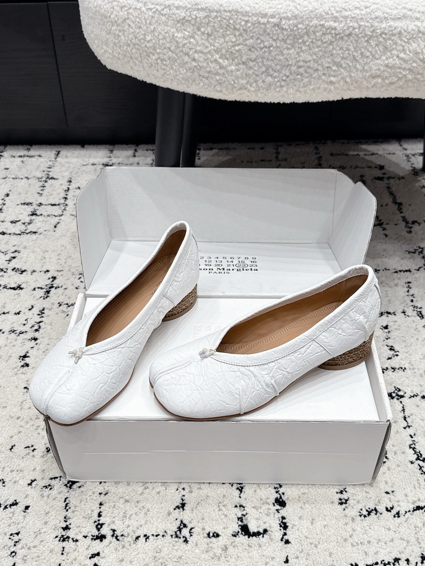 Maison Margiela 2026 Split-Toe Ballet Sheepskin 924848