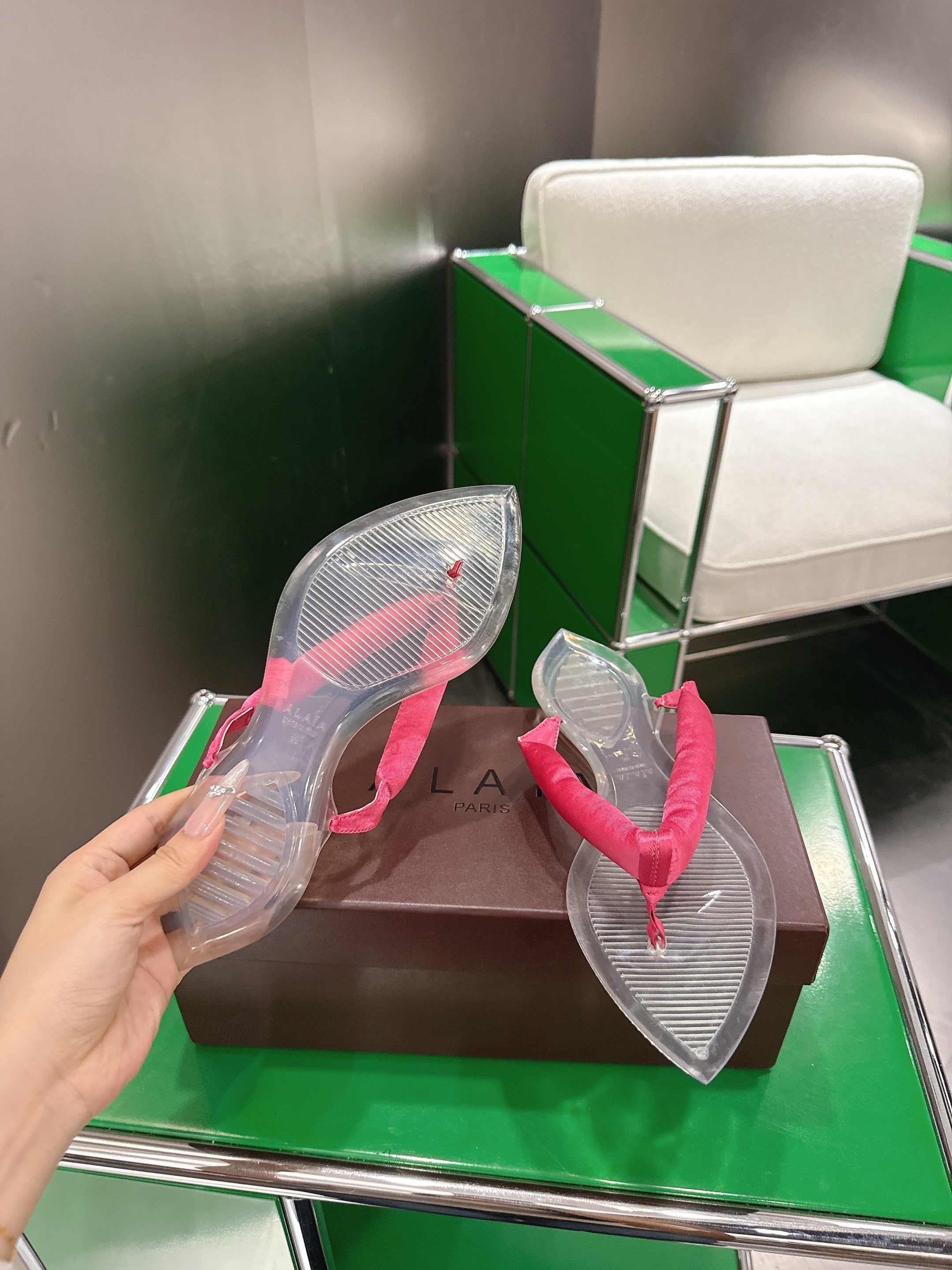 Alaia 2026 Flipflops 25mm TPU Silk 801215