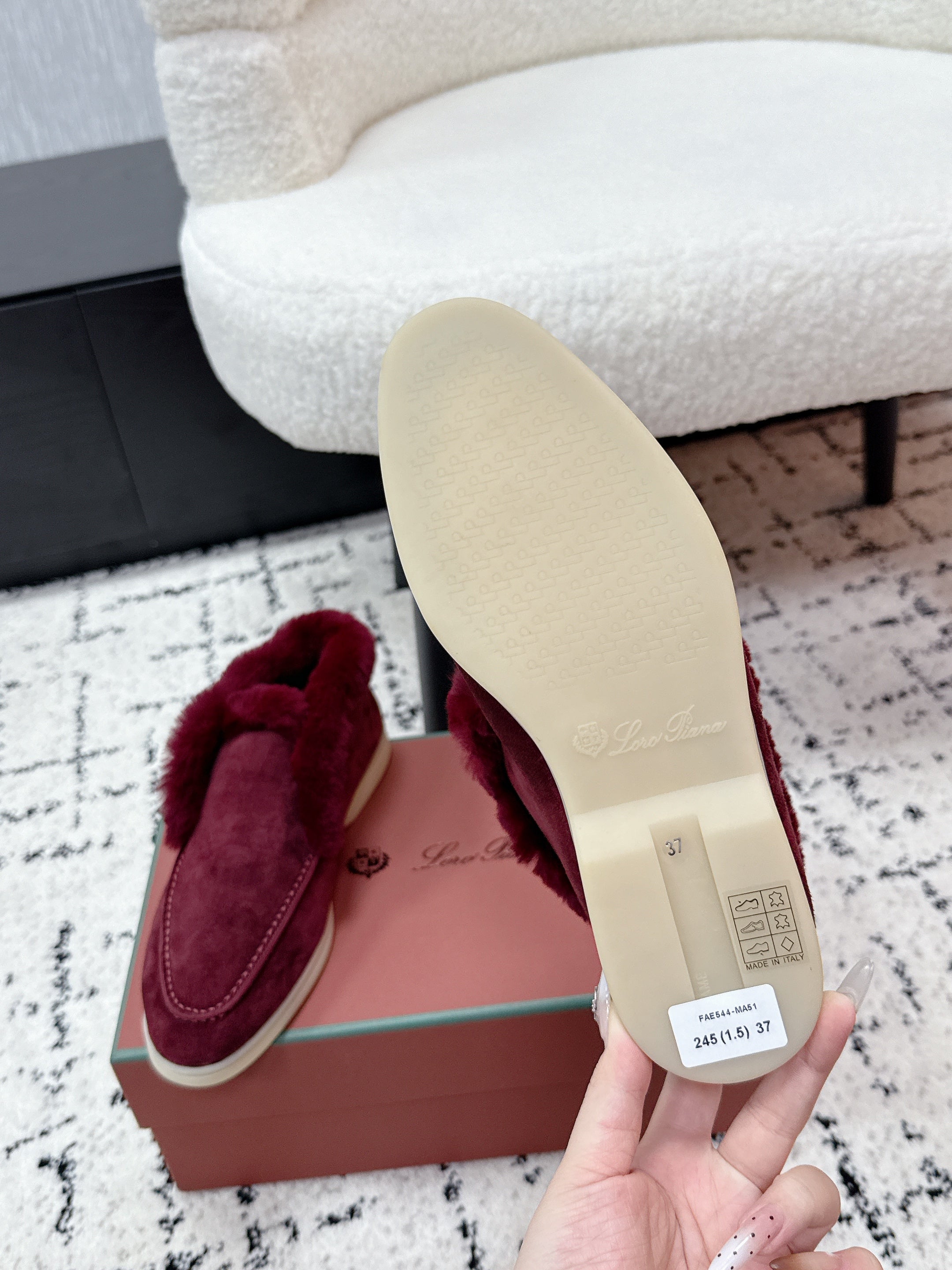 LP 26SS Open Walk Ankle Boot Burgundy Suede Fur 617383