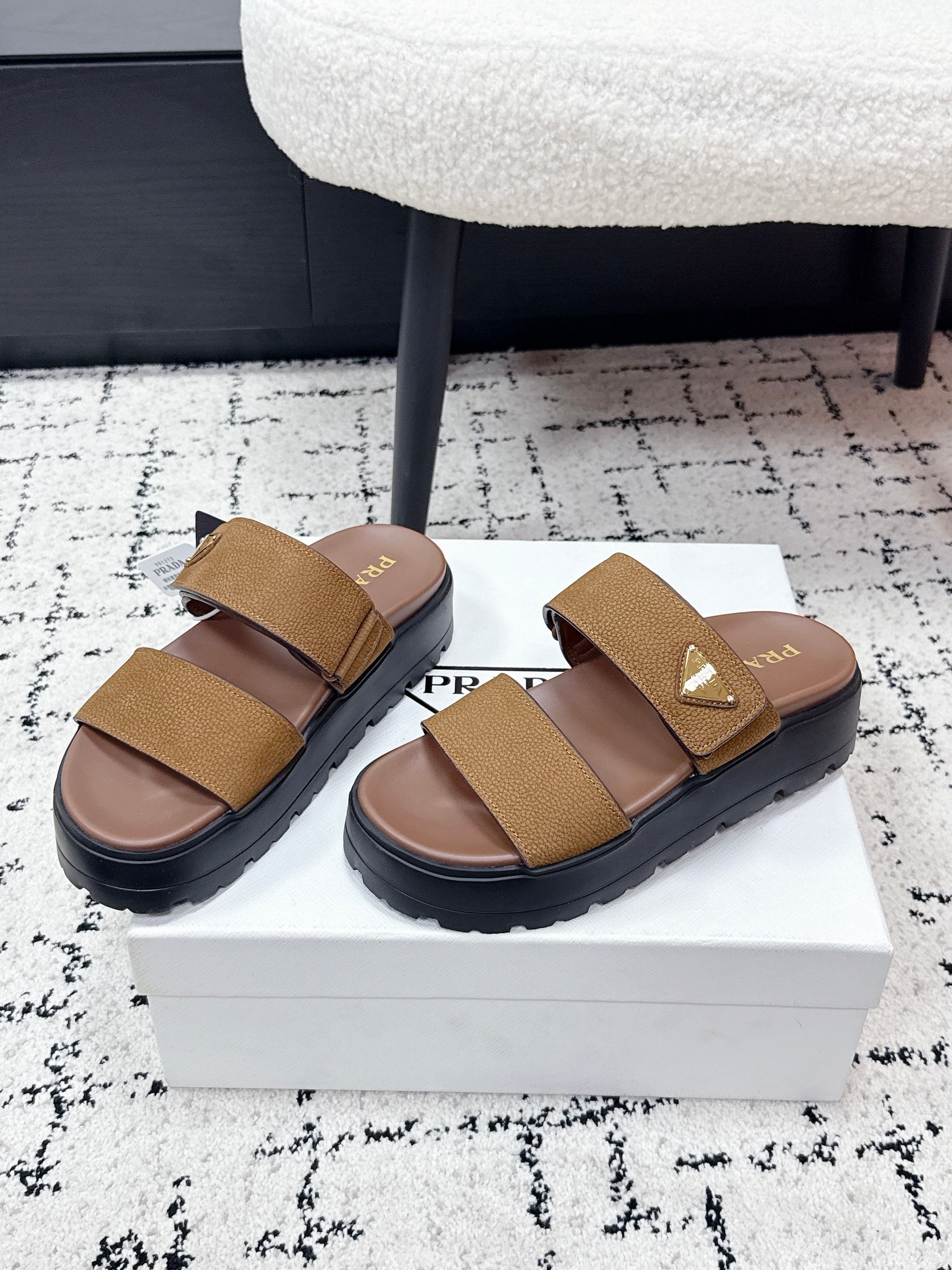 Prada 2026 Fussbett Flatform Slide Sandal 50mm Cowhide 769818