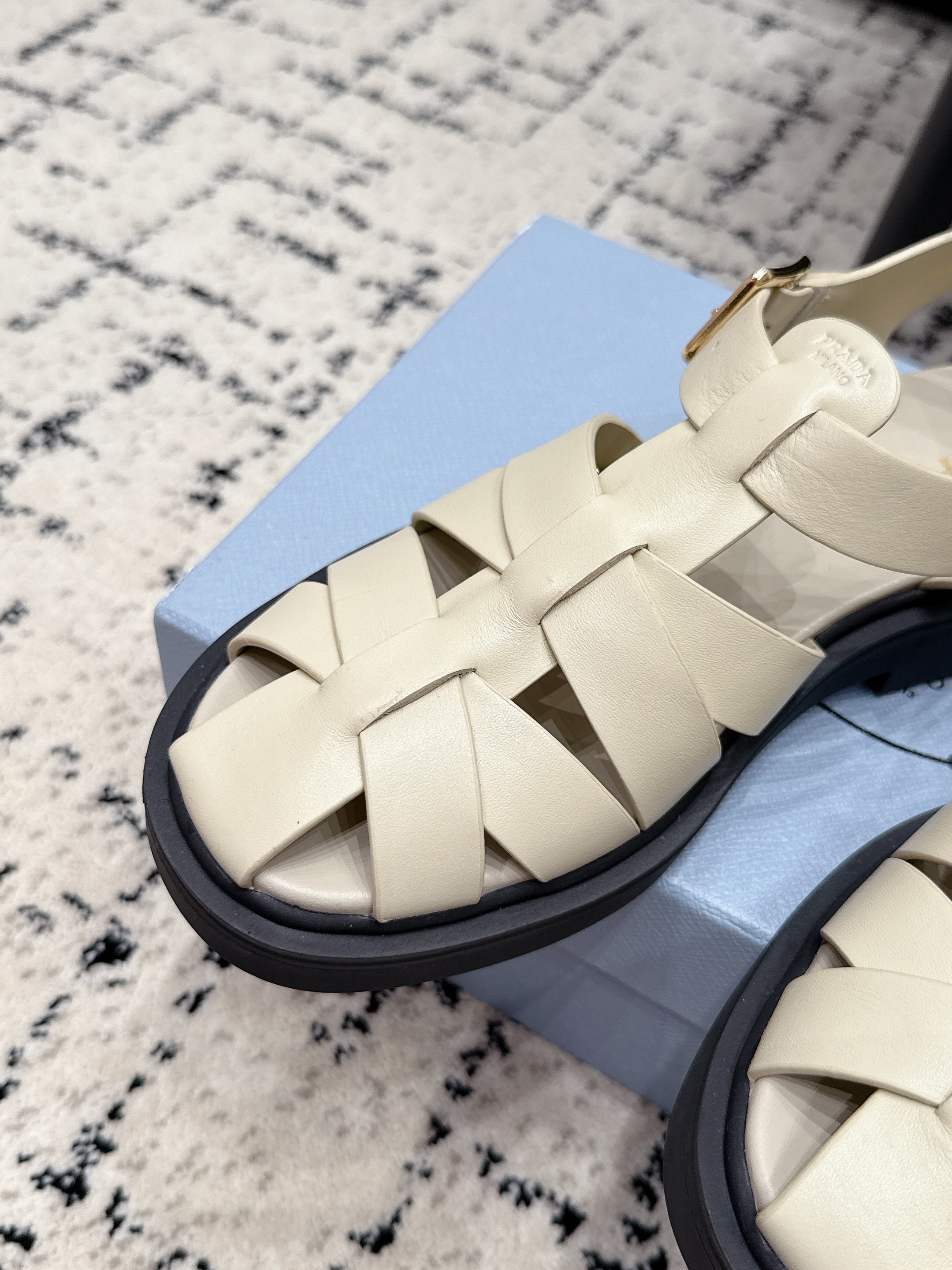 Prada 2026 Fisherman Sandals Retro Cowhide Leather 769834