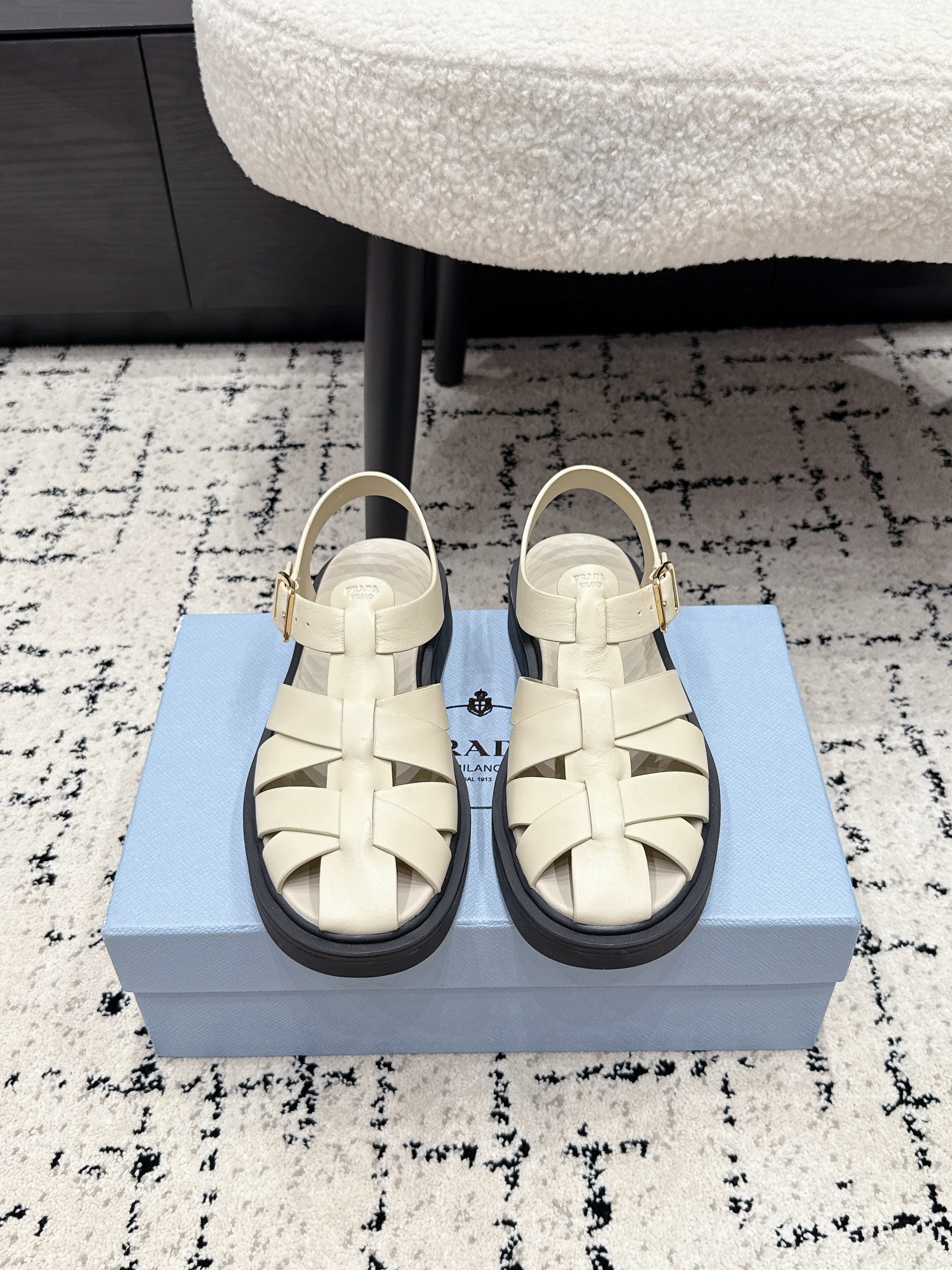Prada 2026 Fisherman Sandals Retro Cowhide Leather 769834