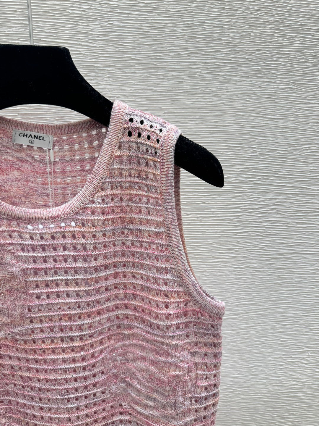 Chanel 2026 Flower Hollow-Out Knit Sleeveless Vest Wool 158962