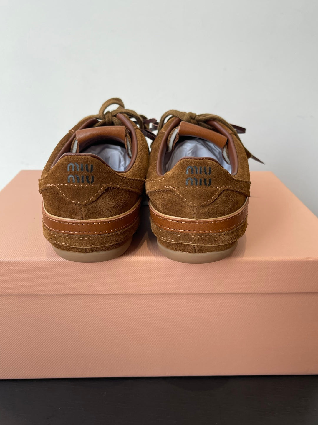 MiuMiu 25 sneaker brown suede  521965