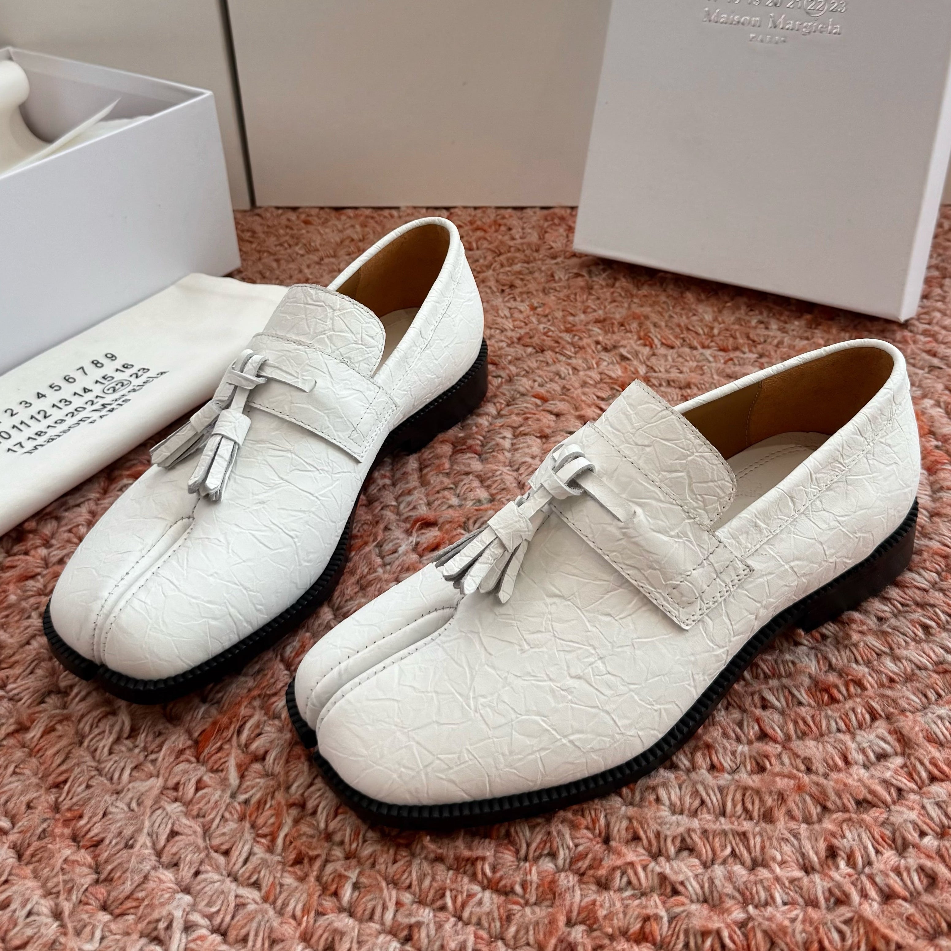 Maison Margiela 2026 Loafer Cowhide 915727