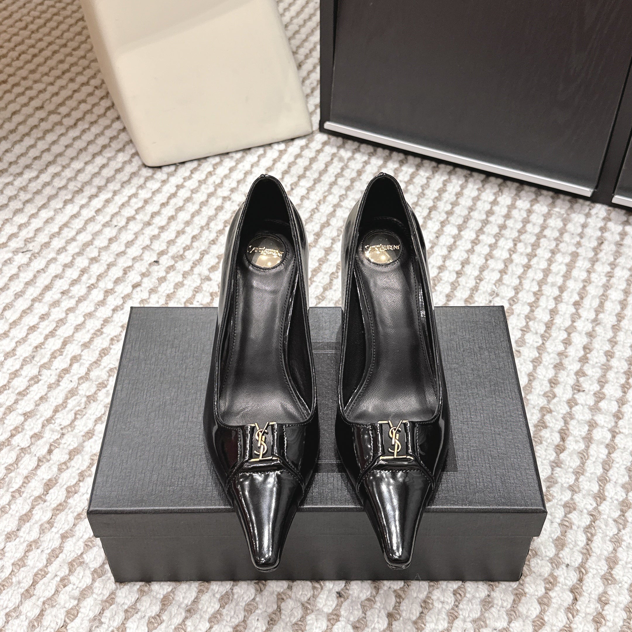 YSL 26ss High Heel Pumps 75 Black Leather 654703