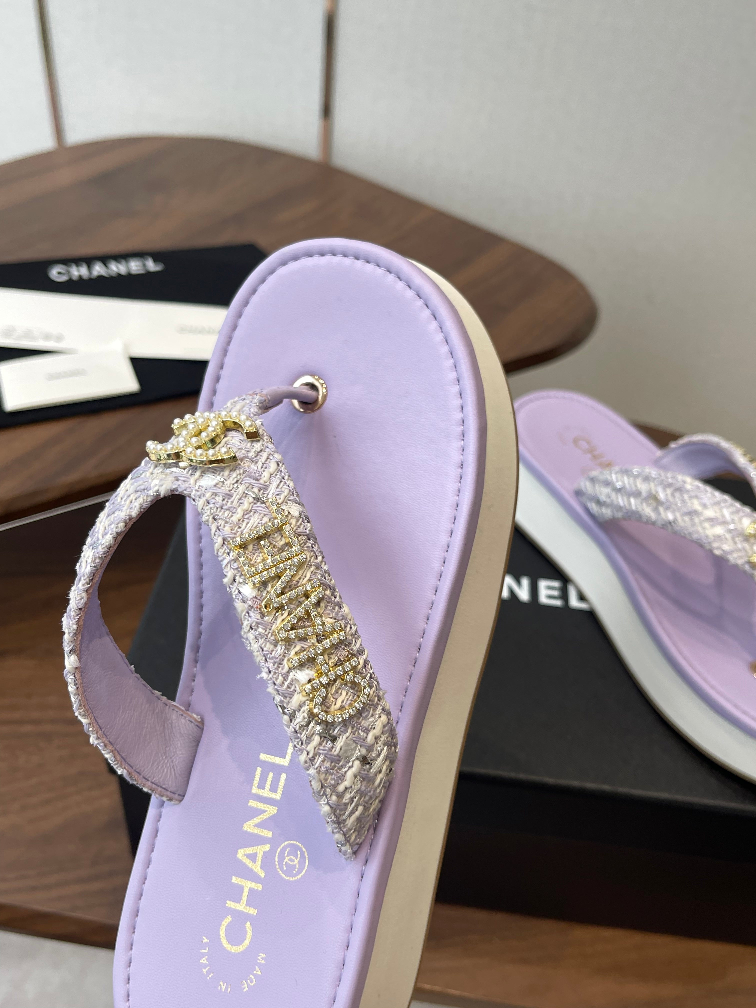 Chanel 2026 Thong Sandal Platform Tweed Gold Logo Details 790372