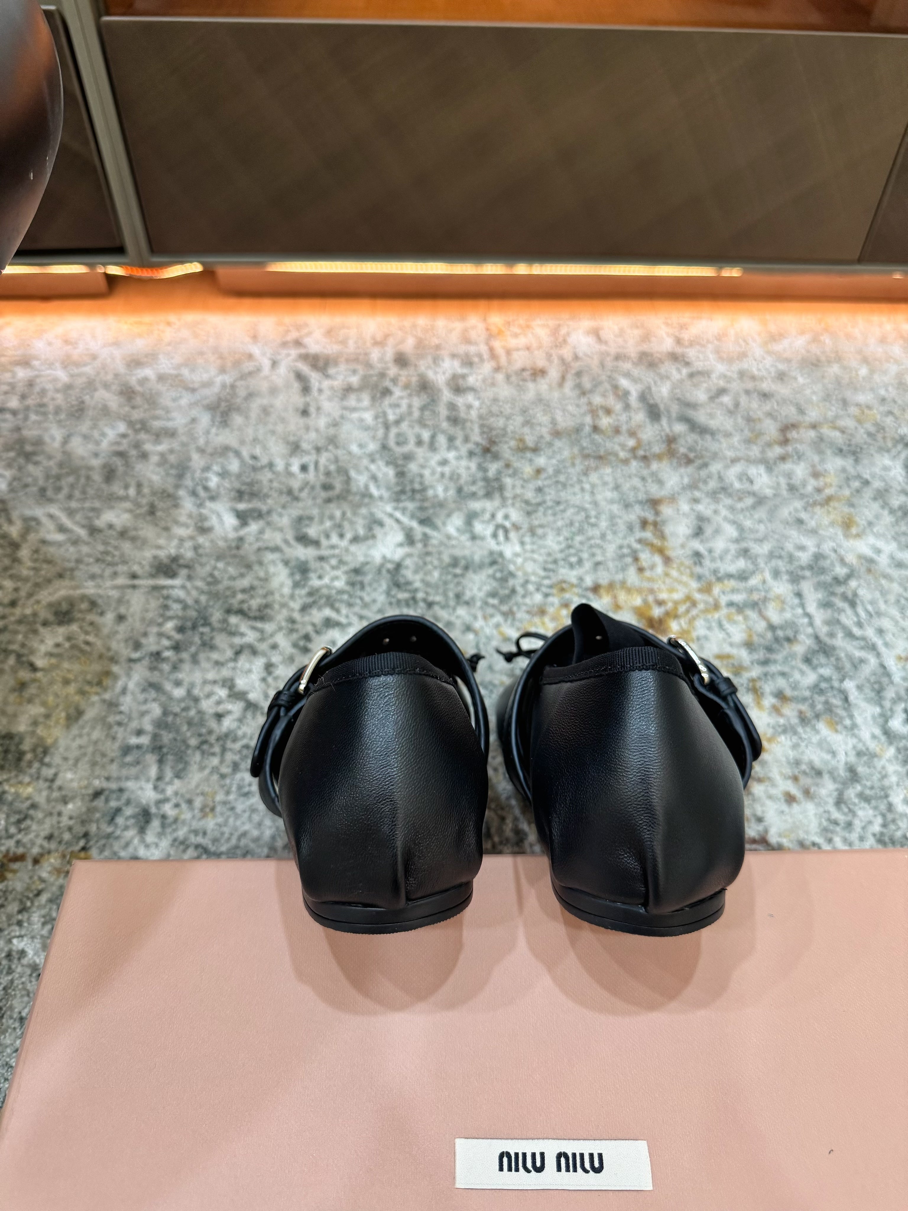 Miumiu 26ss Mary Janes Ballet Flat Black Cowhide 709812
