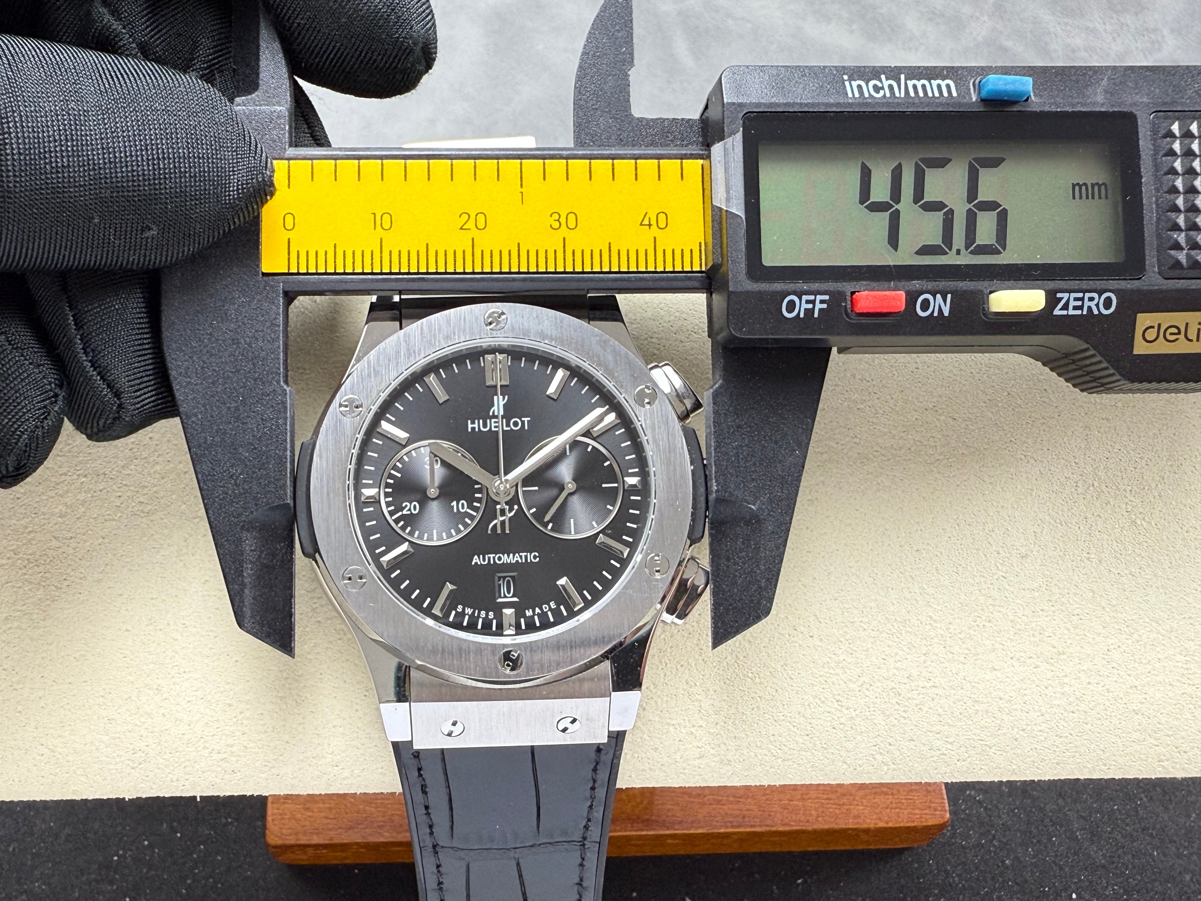 Hublot Classic Fusion Chronograph Black Dial Titanium 45mm Watch