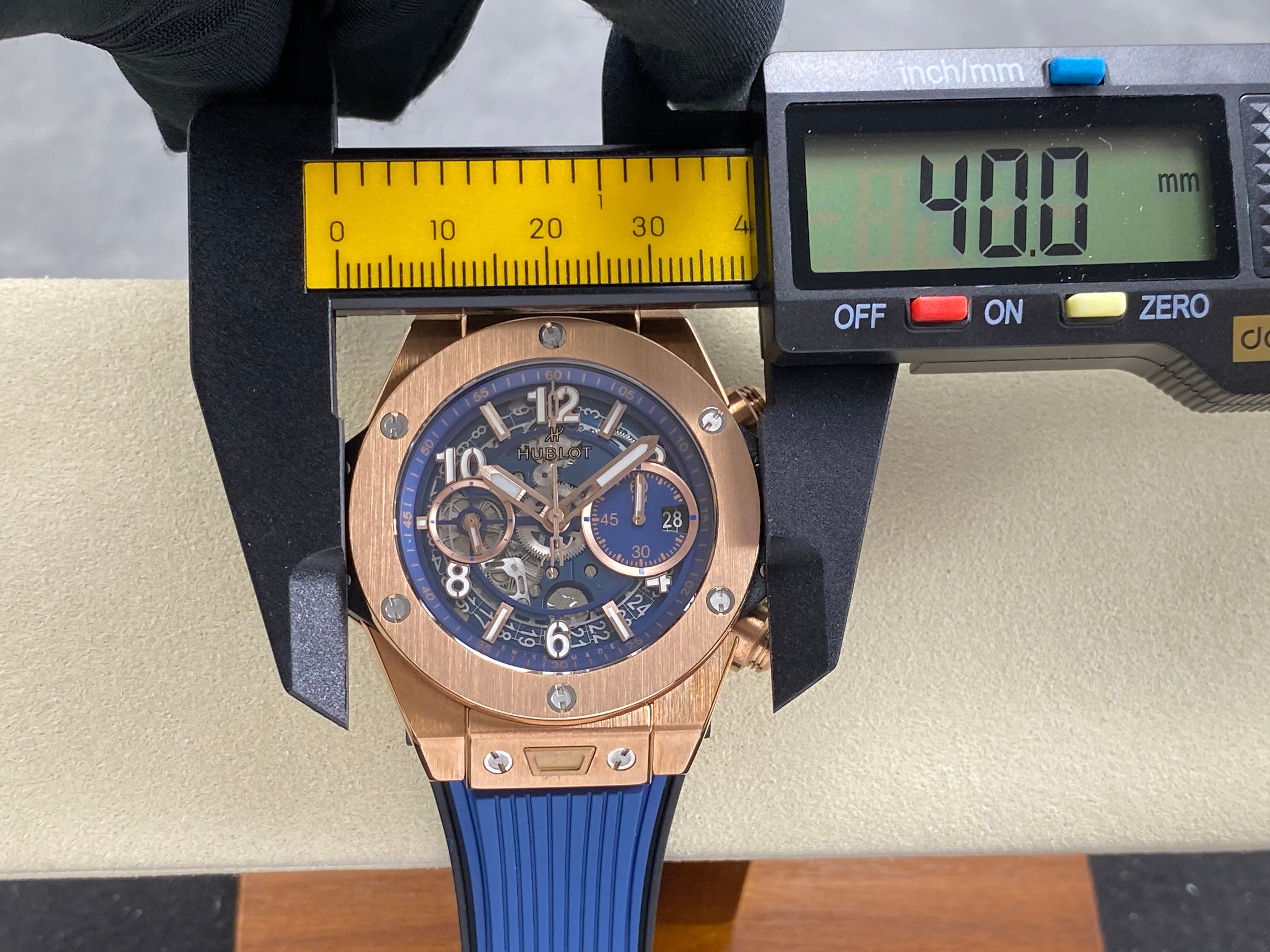 Hublot Big Bang Unico Rose Gold Blue 42mm Blue Rubber Strap Watch