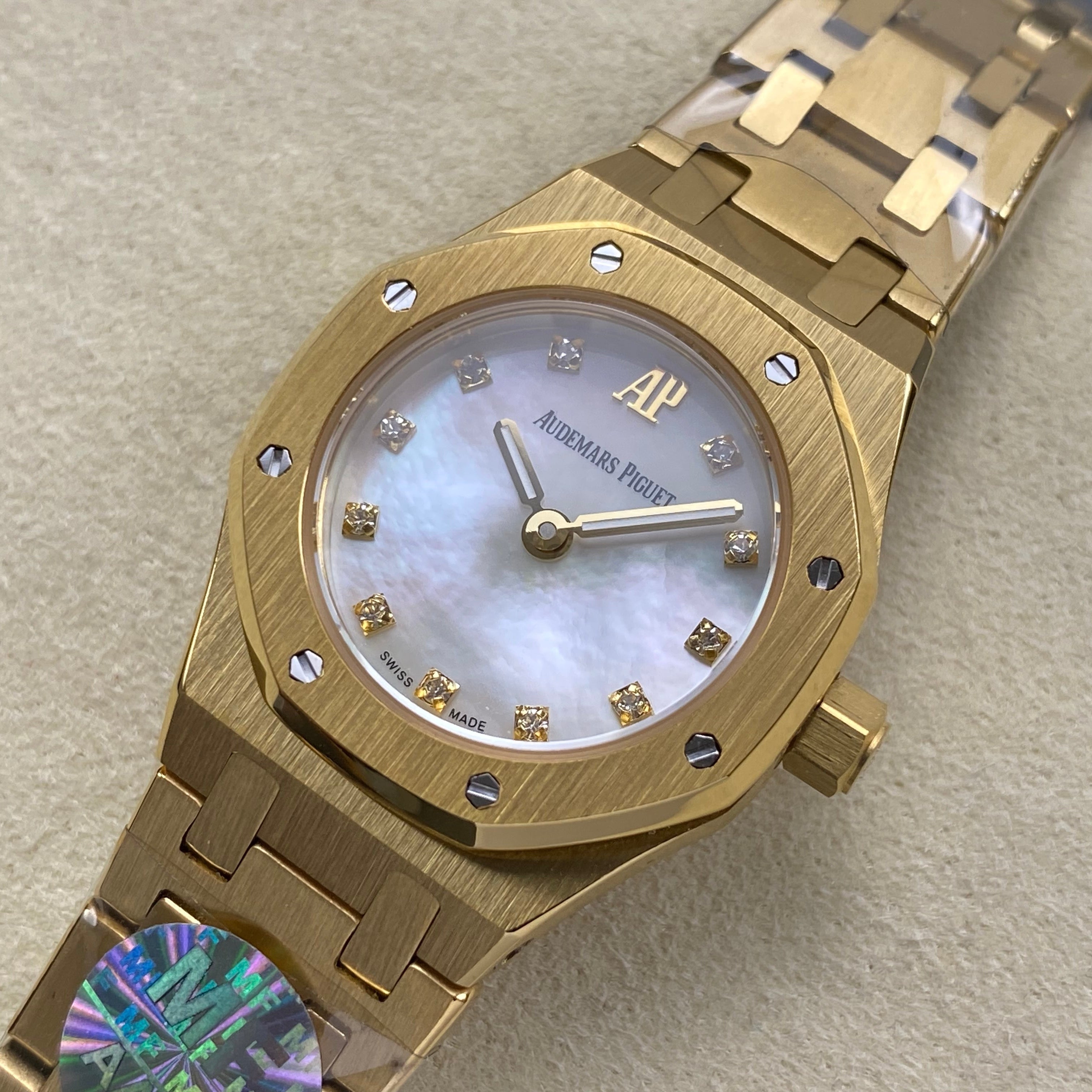 Audemars Piguet Royal Oak Lady 23mm Gold Case Mop Dial