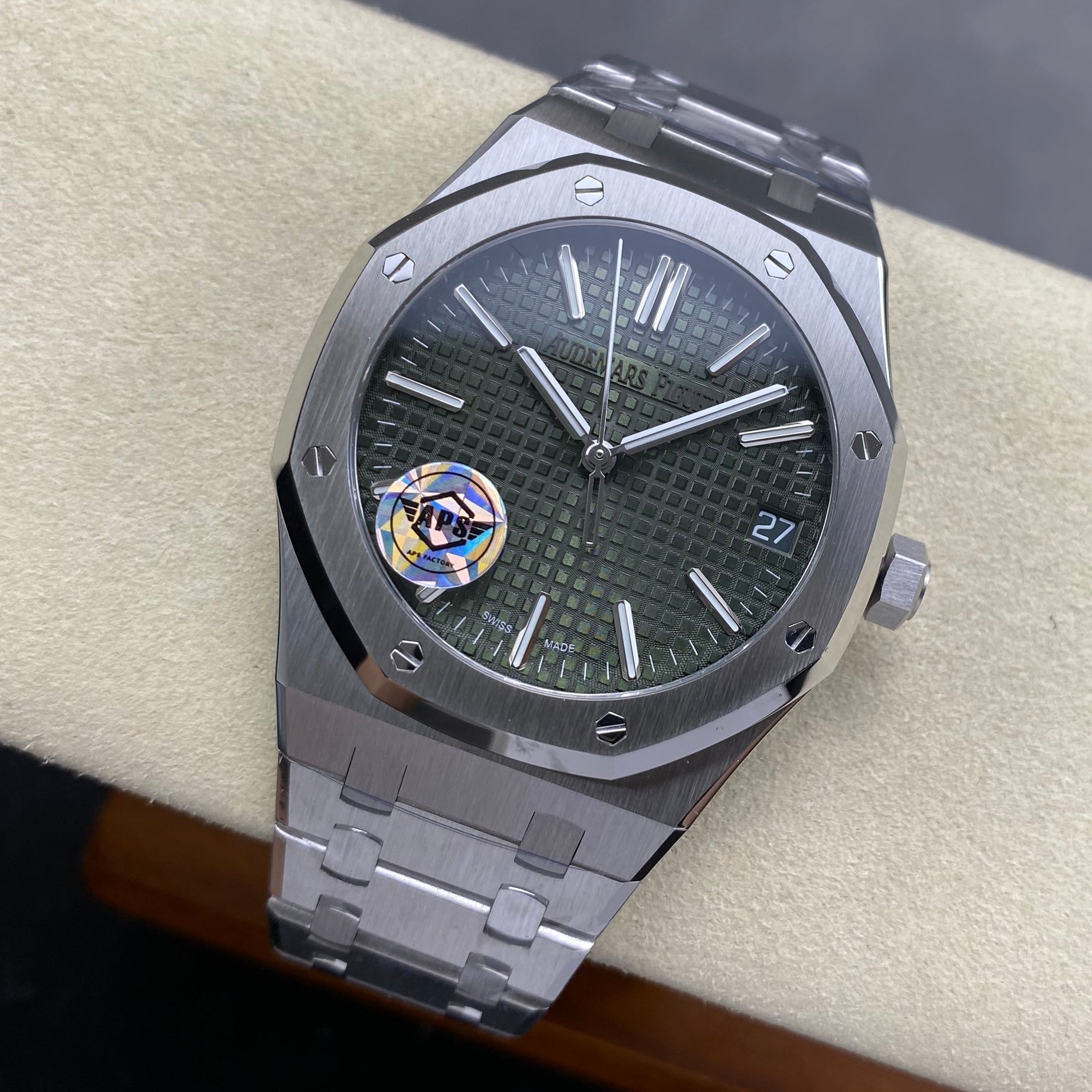 Audemars Piguet Royal Oak Selfwinding 41mm 15510 Green Dial