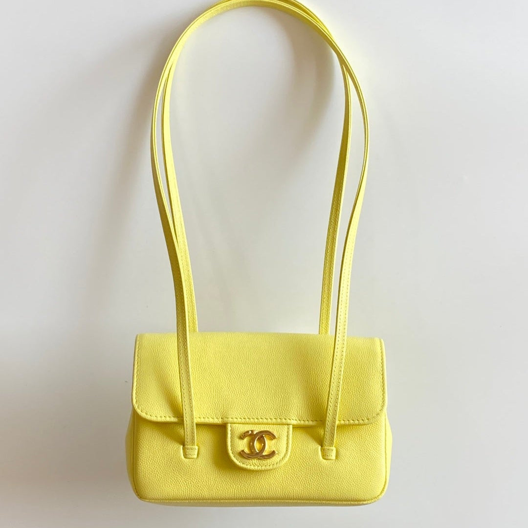 Chanel 26 Shoulder Bag 17 Caviar Leather