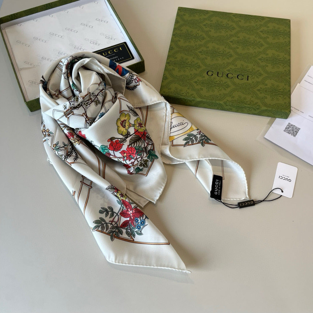 GG Signature Floral Scarf 90CM Cream Muticolor Twill Mulberry Silk 280661