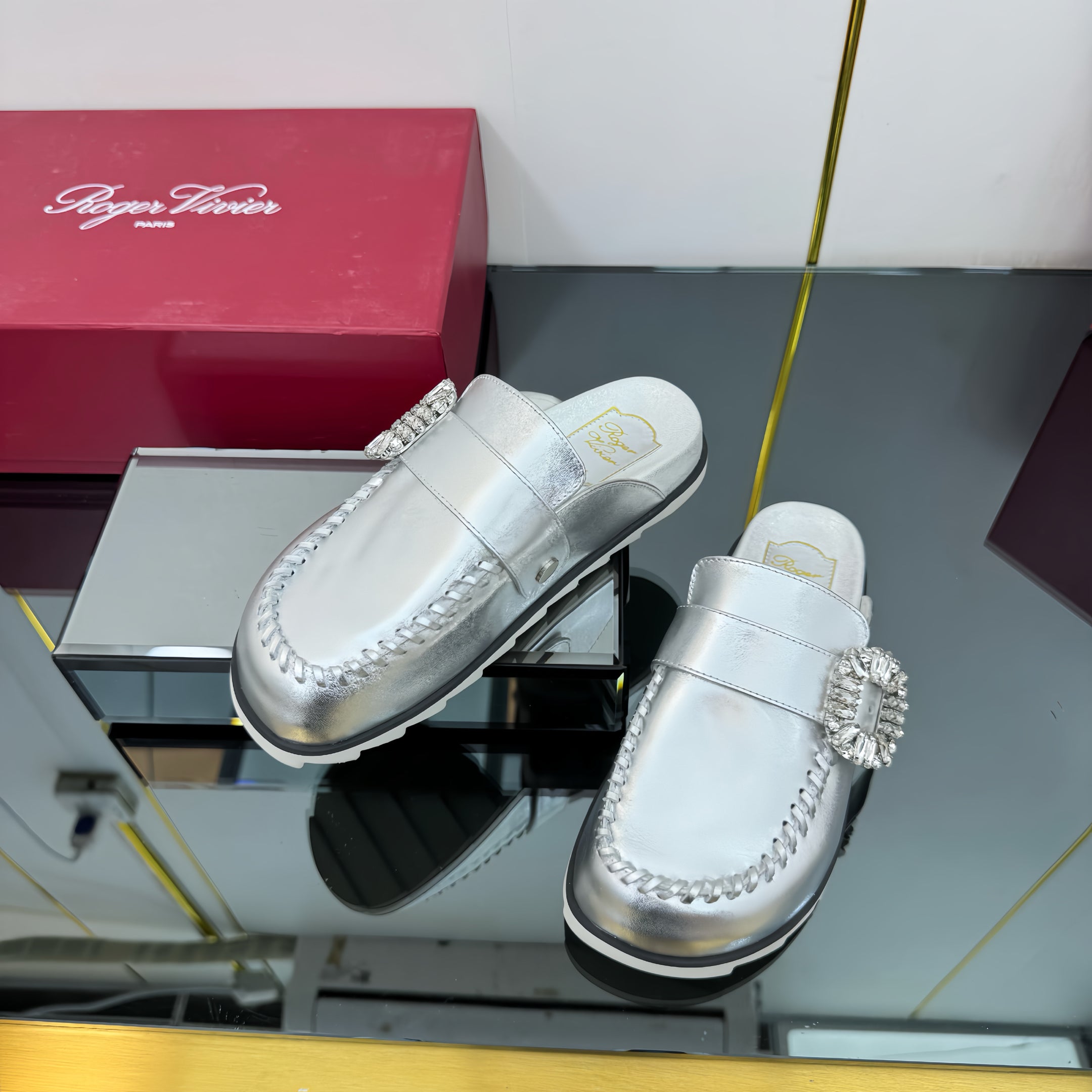 Viv 25 Birkenstock Mules Silver Cowhide 250499