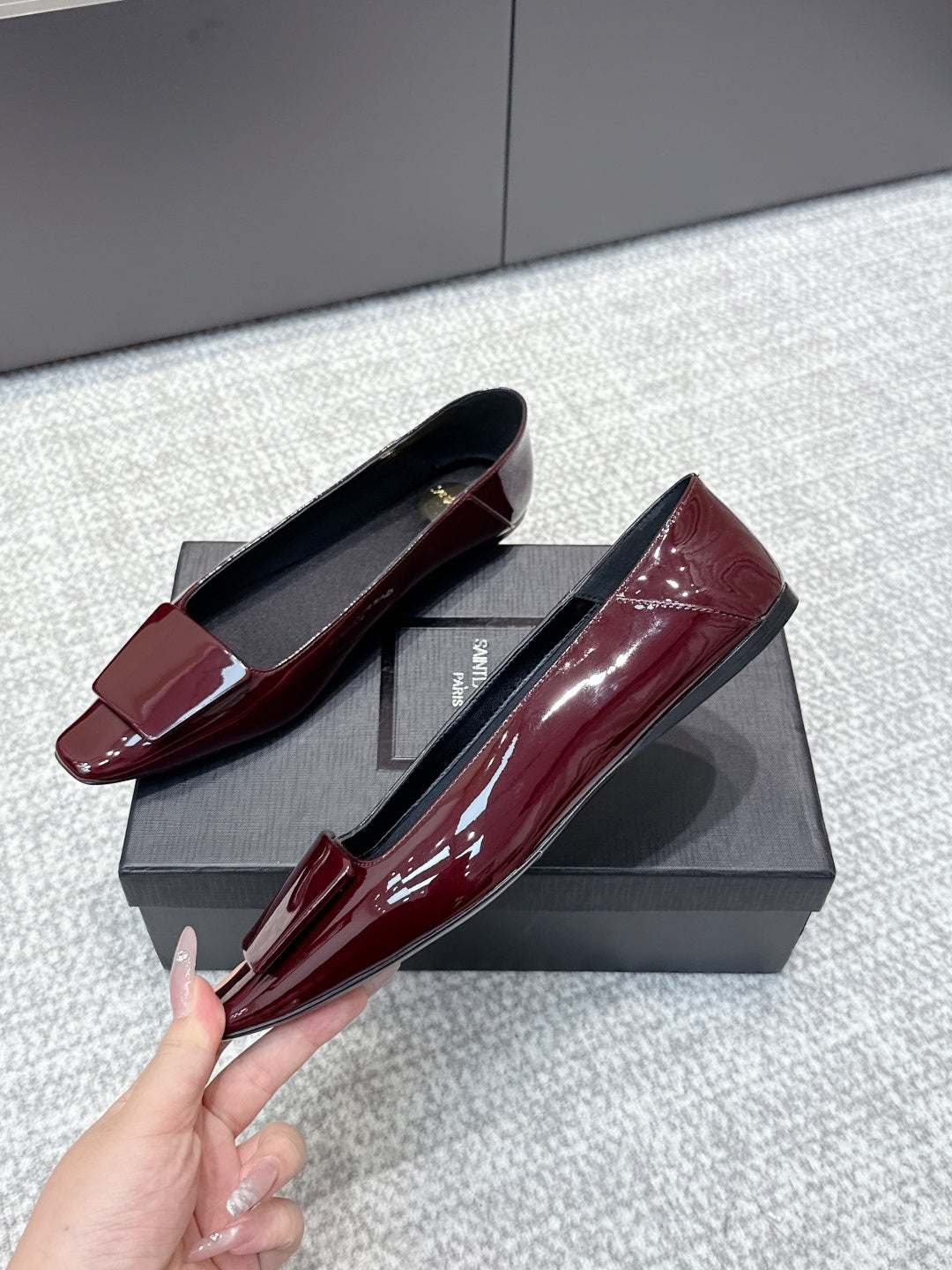 YSL 26ss Square Toe Loafers Burgundy Patent Leather 662736
