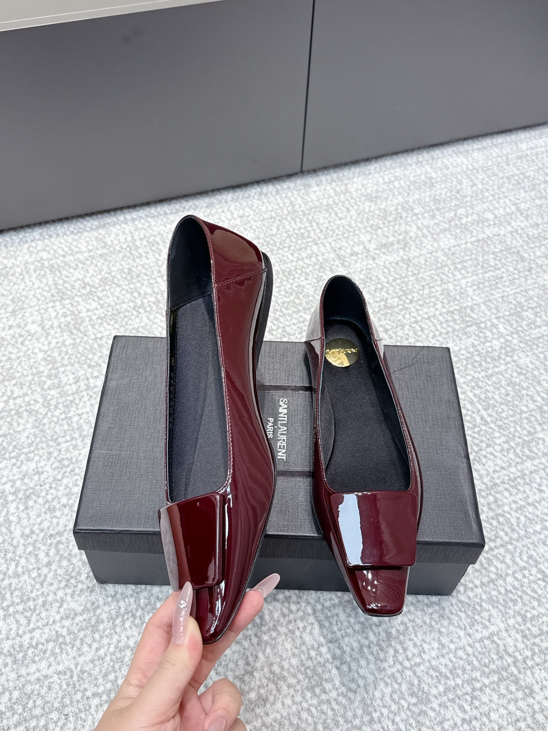 YSL 26ss Square Toe Loafers Burgundy Patent Leather 662736