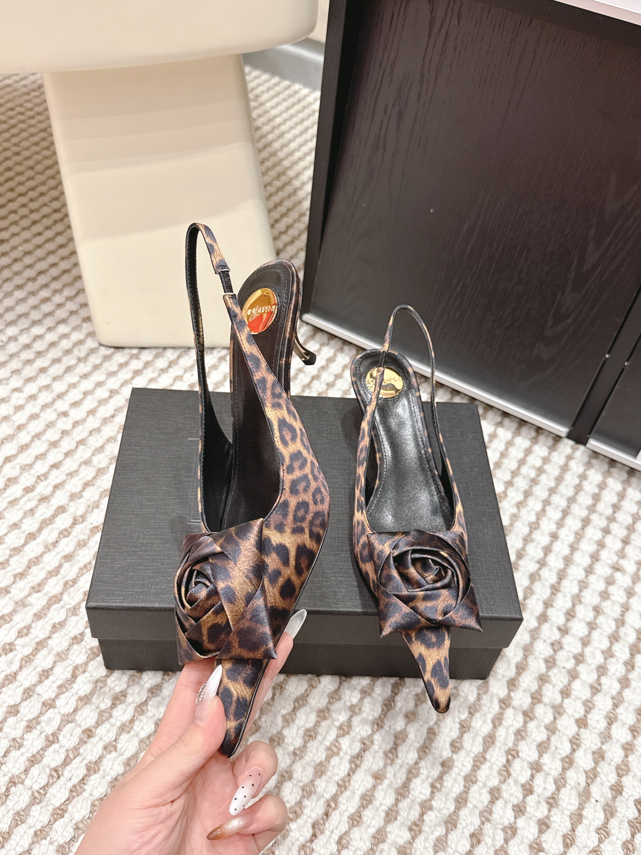 YSL 26ss Slingback 50 Leopard Print Satin Leather 654680