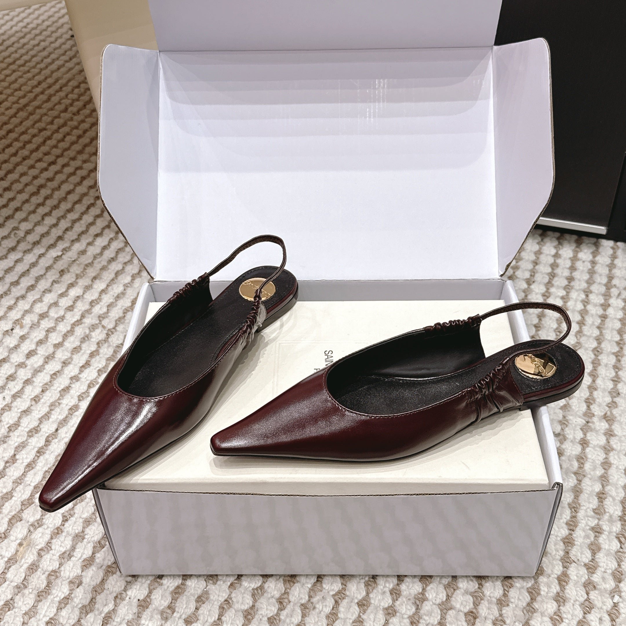 YSL 26ss Flat Slingback Burgundy Glossy Leather 654710