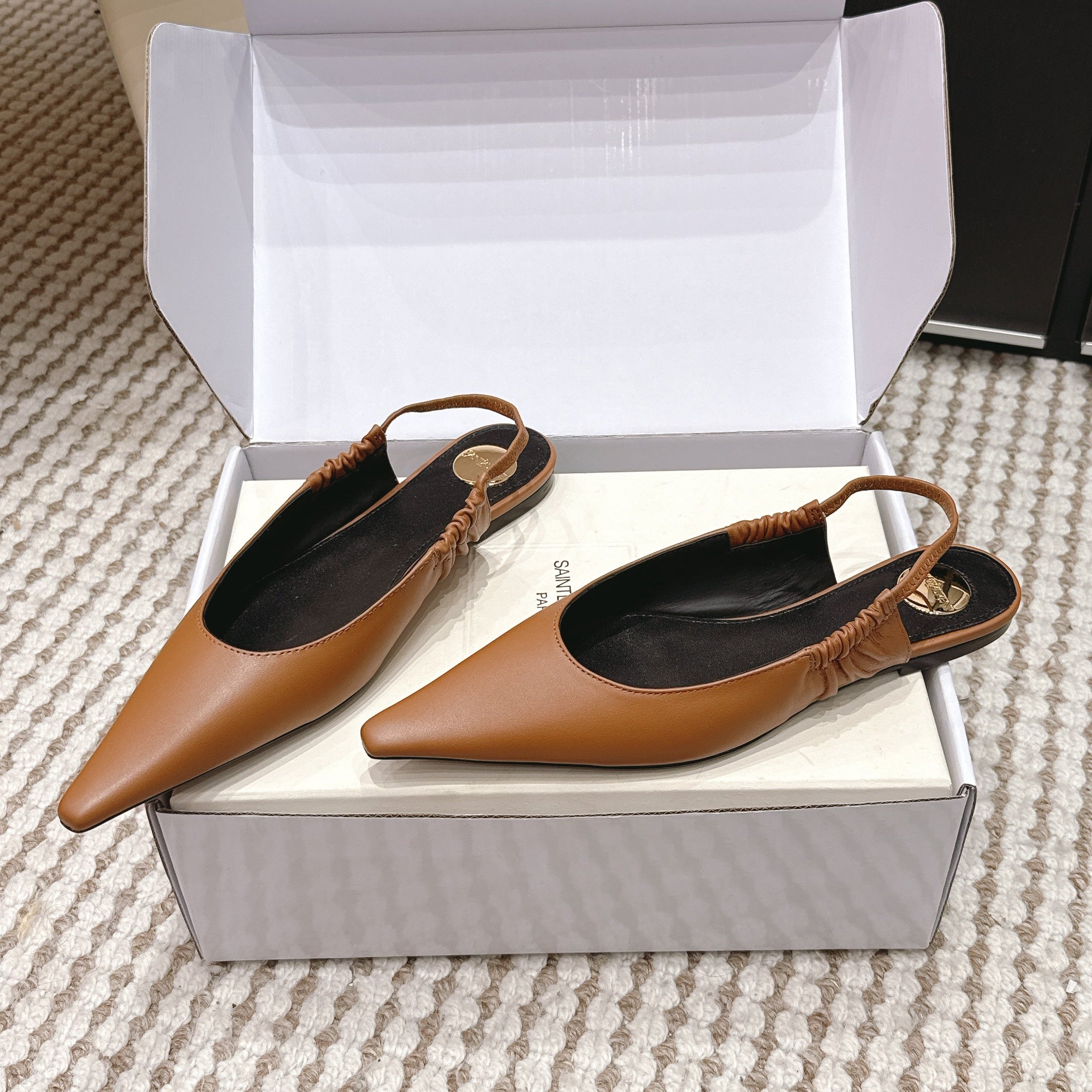 YSL 26ss Flat Slingback Camel Brown Sheepskin 654712