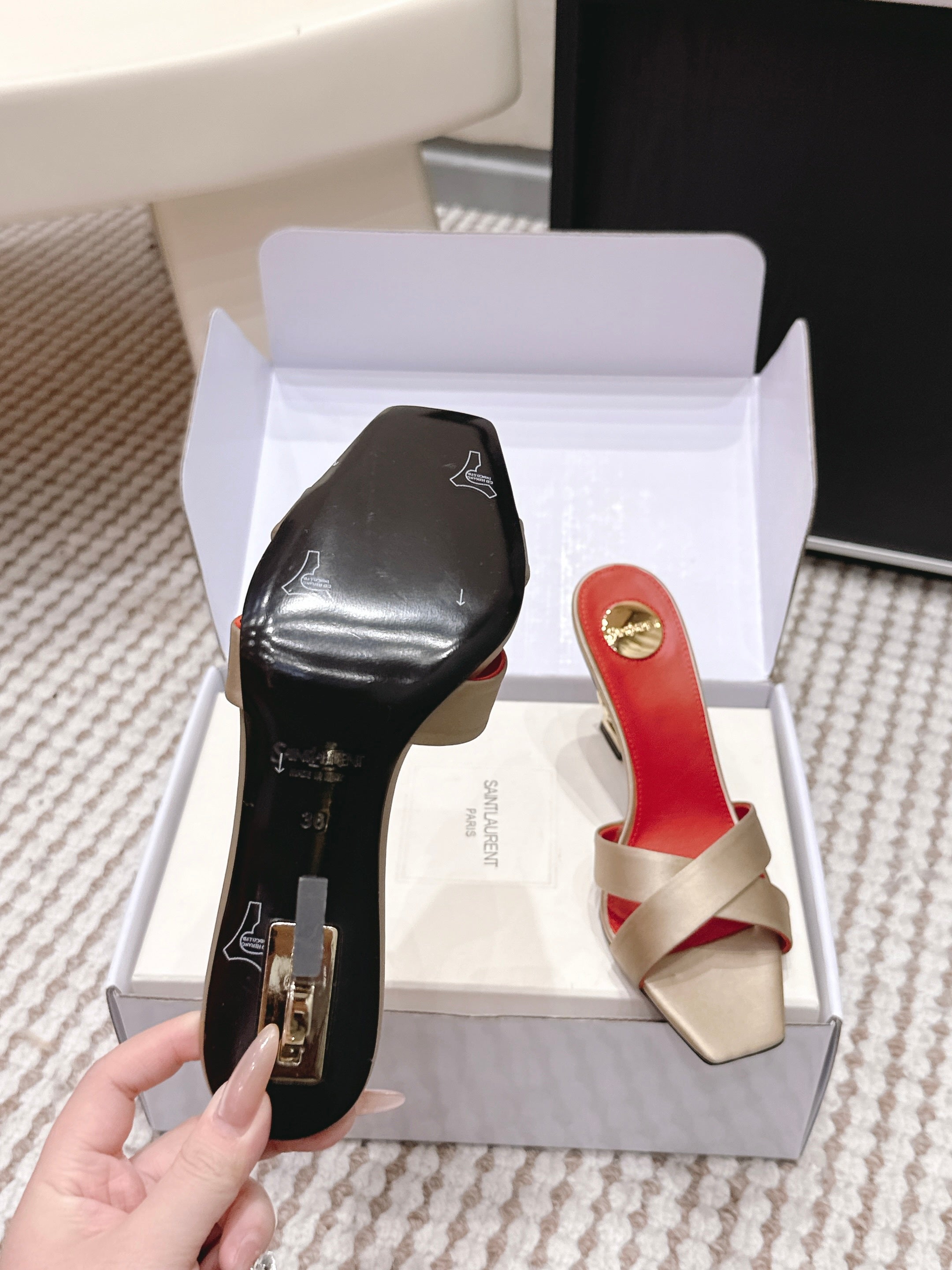 YSL 26ss High-Heeled Mules 85 Gold Champage Red Satin Leather 660674