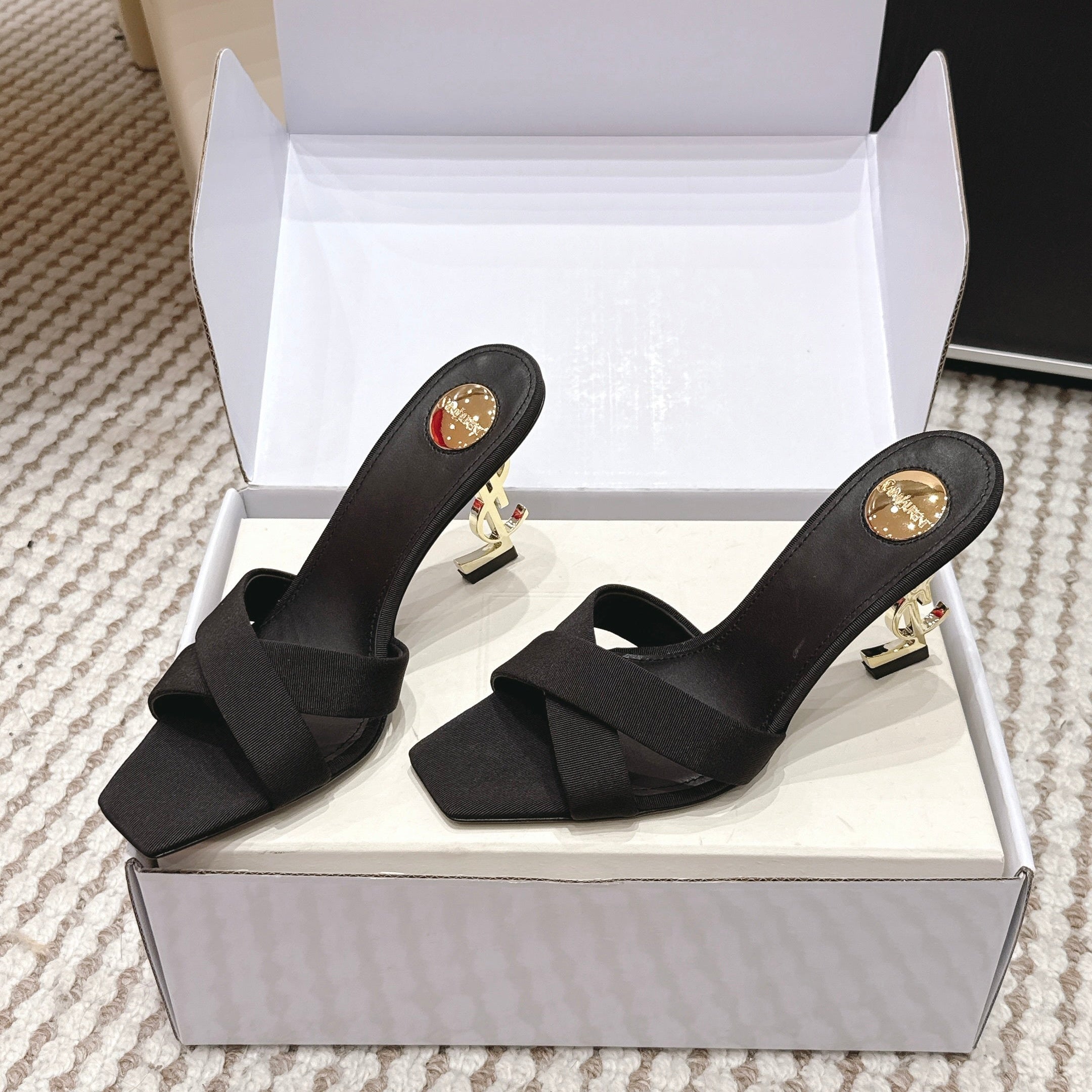 YSL 26ss High-Heeled Mules 85 Black Satin Fabric 660676