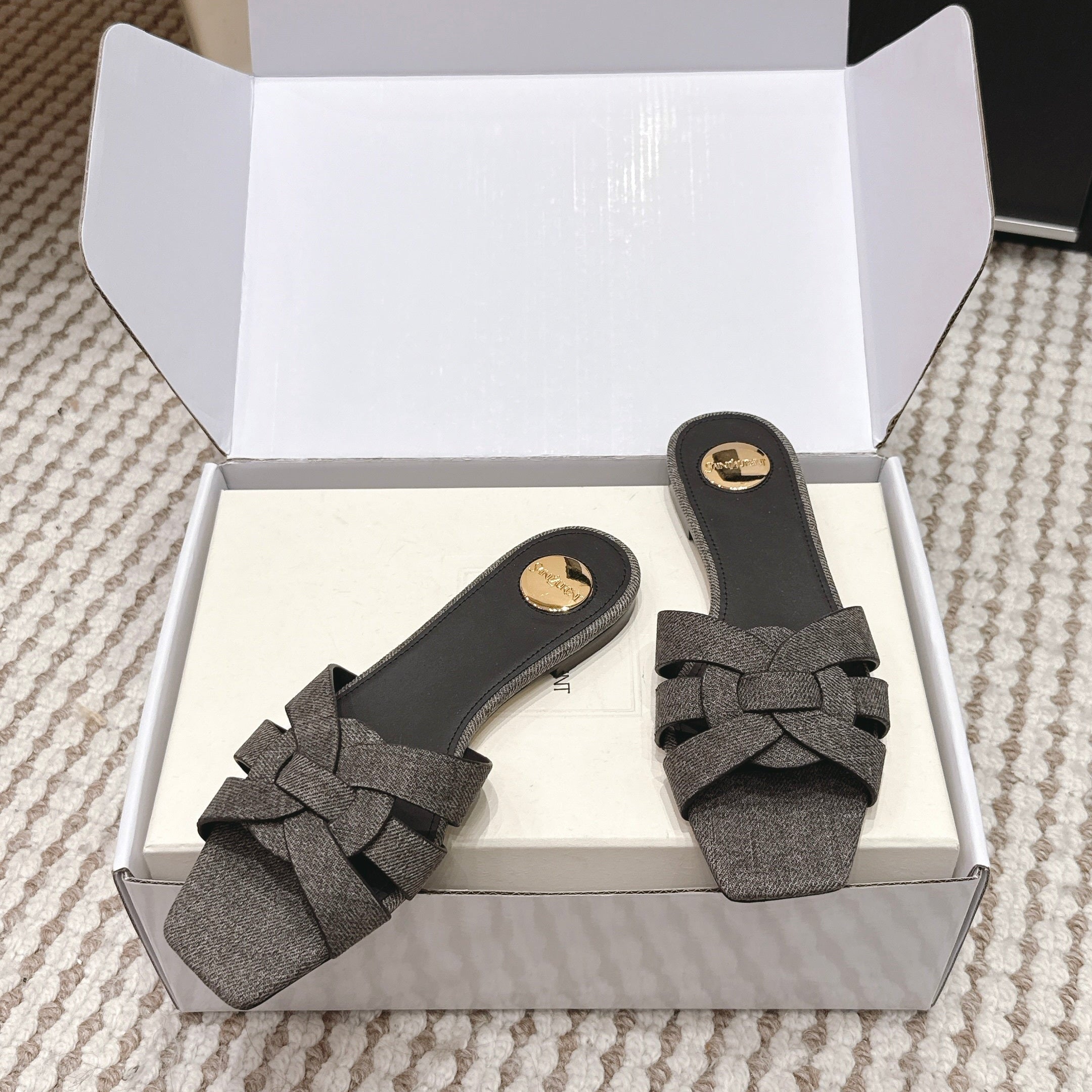 YSL 26ss  Flat Slippers Dark Gray Denim Leather 654728