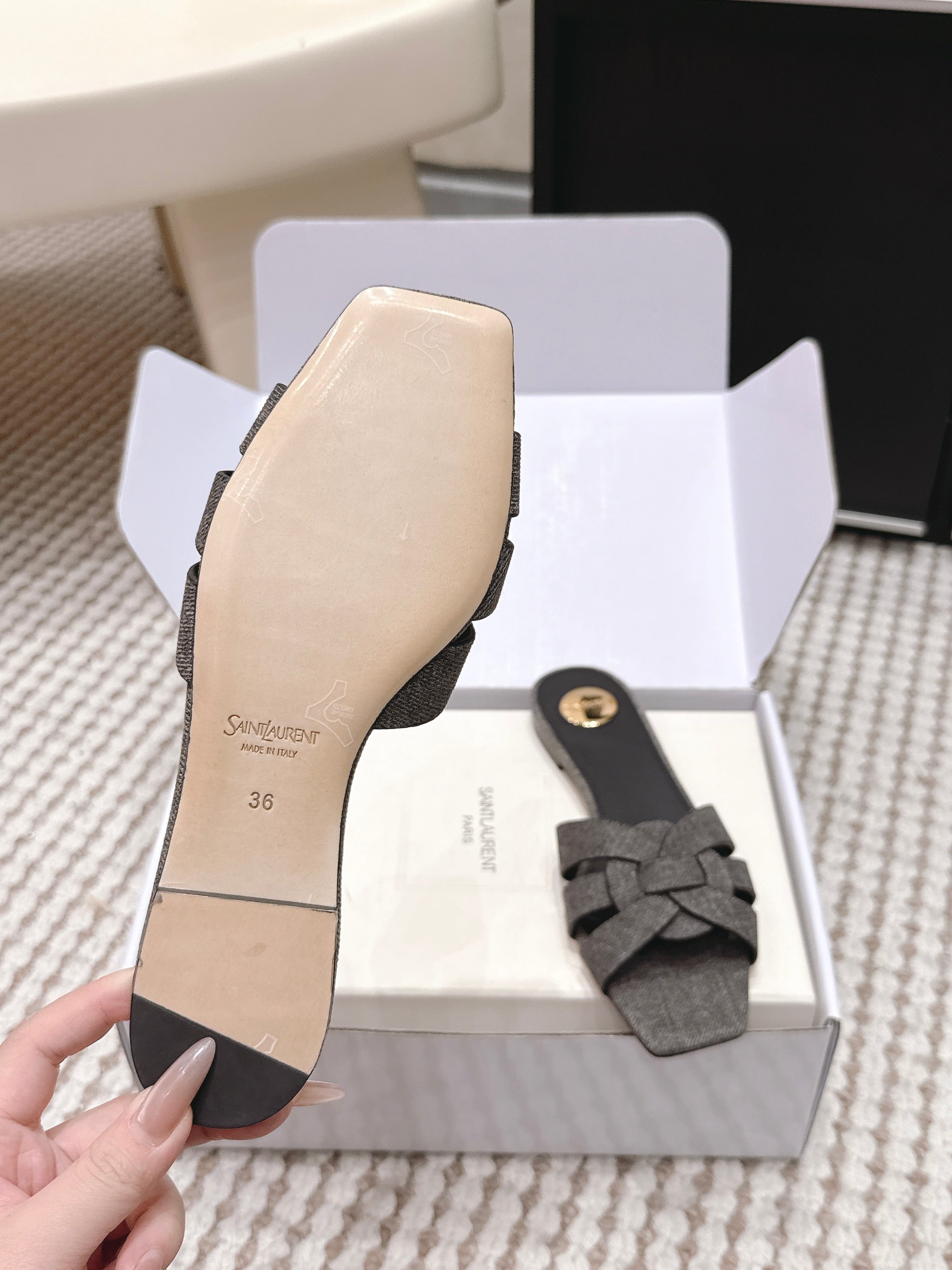 YSL 26ss  Flat Slippers Dark Gray Denim Leather 654728