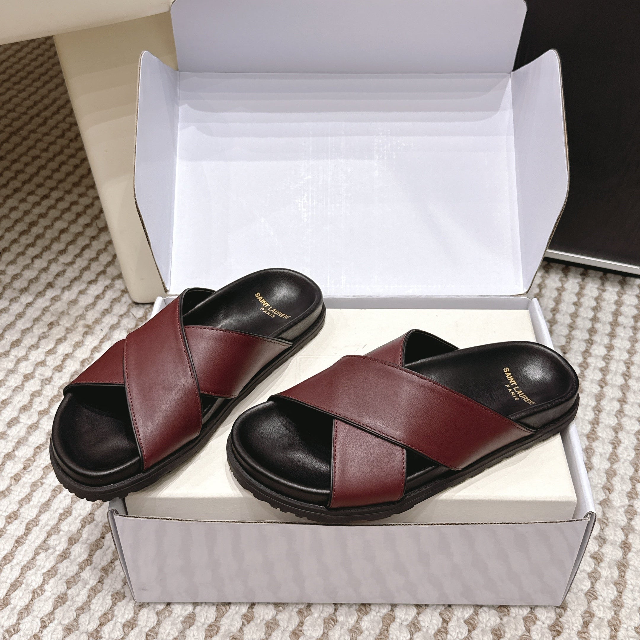 YSL 26ss Platform Slippers Burgundy Sheepskin 663215