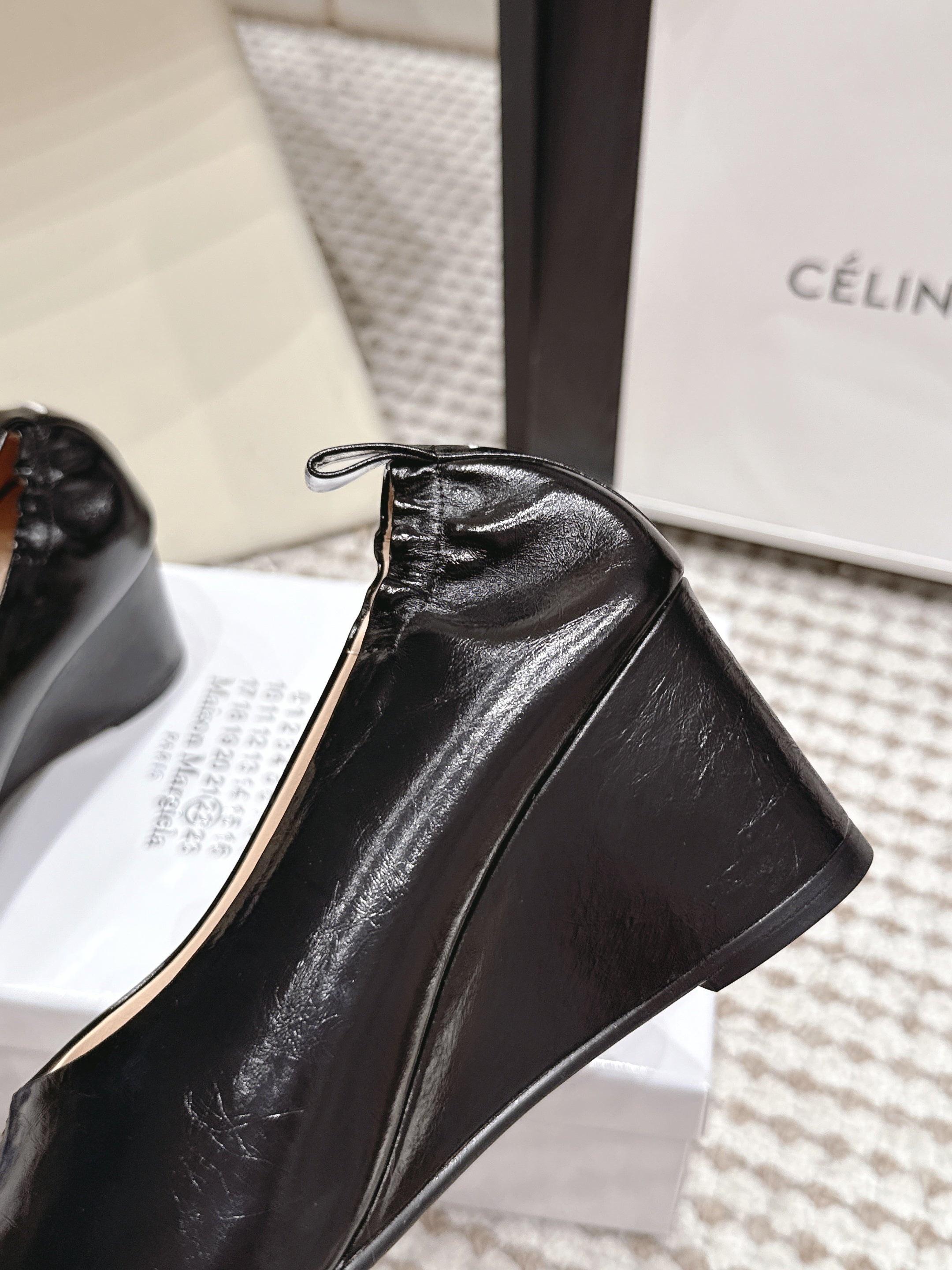 Maison Margiela 2026 Tabi Wedge Pump 70mm Leather 931065