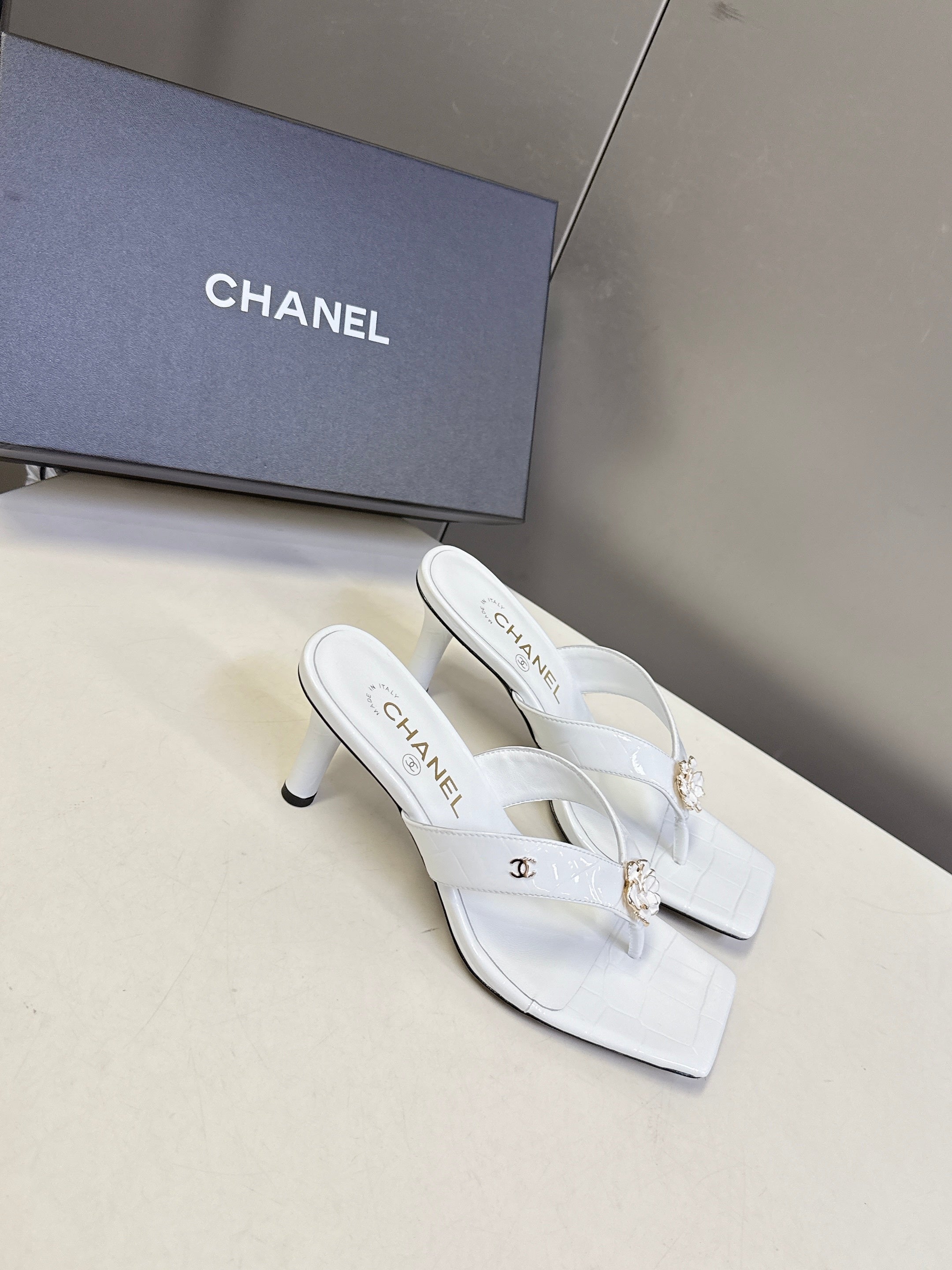 Chanel 2026 Thong Sandal 65mm Embossing And Suede Calfskin 895344