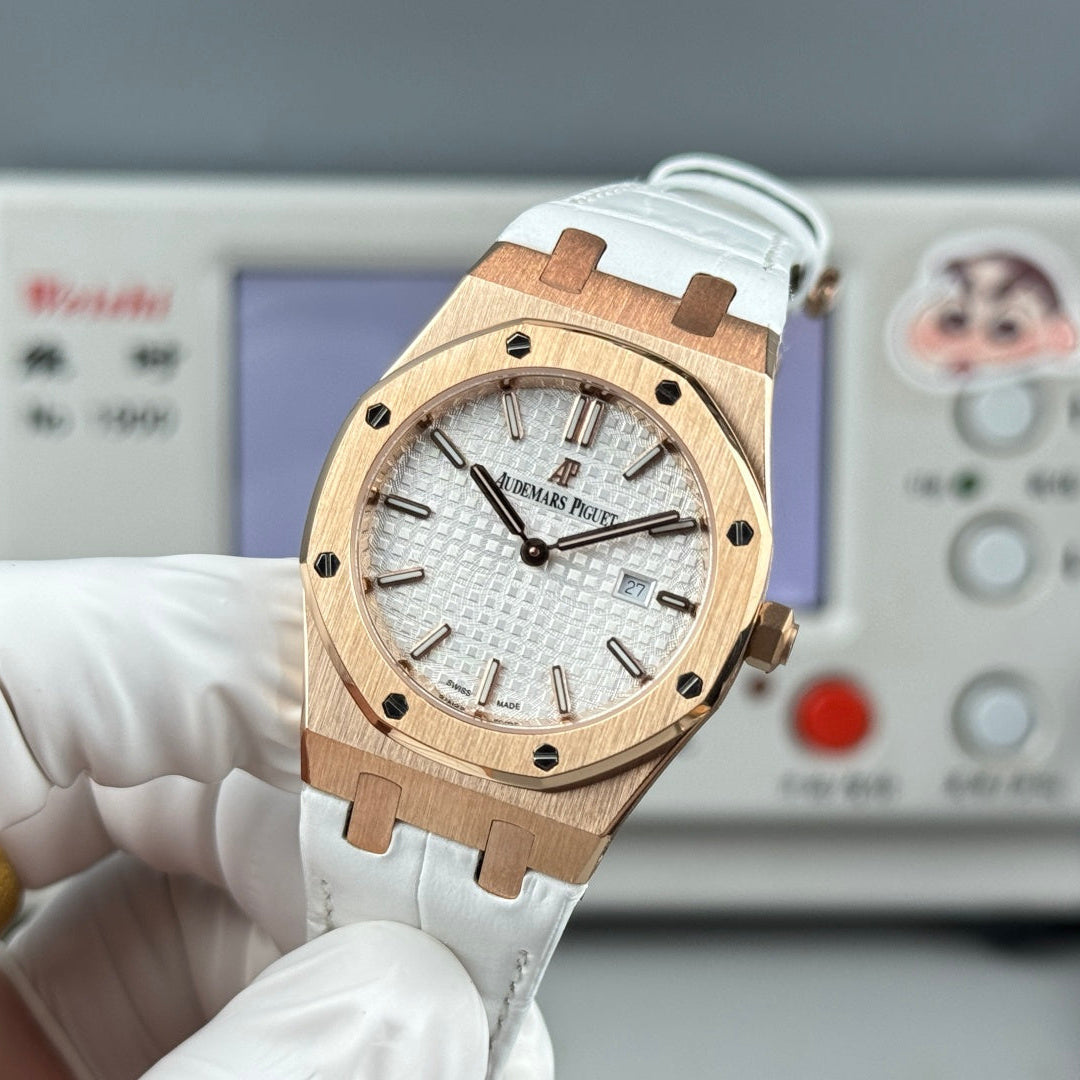Audemars Piguet Royal Oak Lady 33mm Rose Gold White Leather