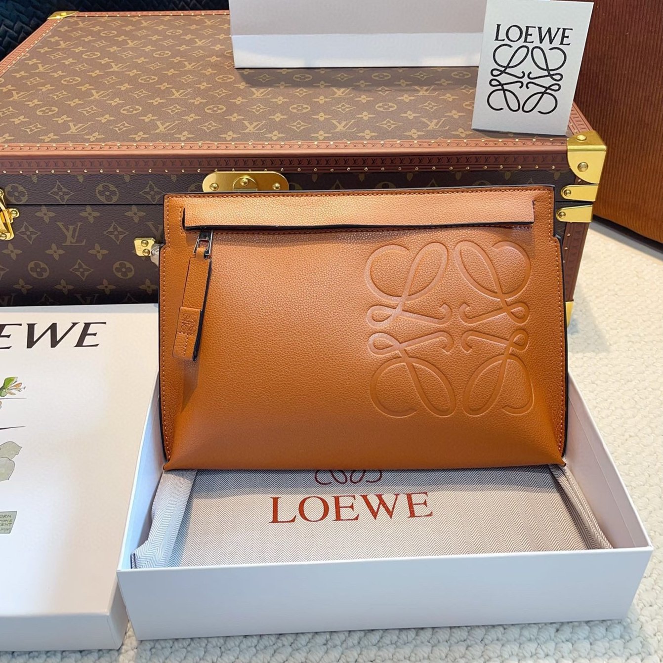 Loewe Clutches