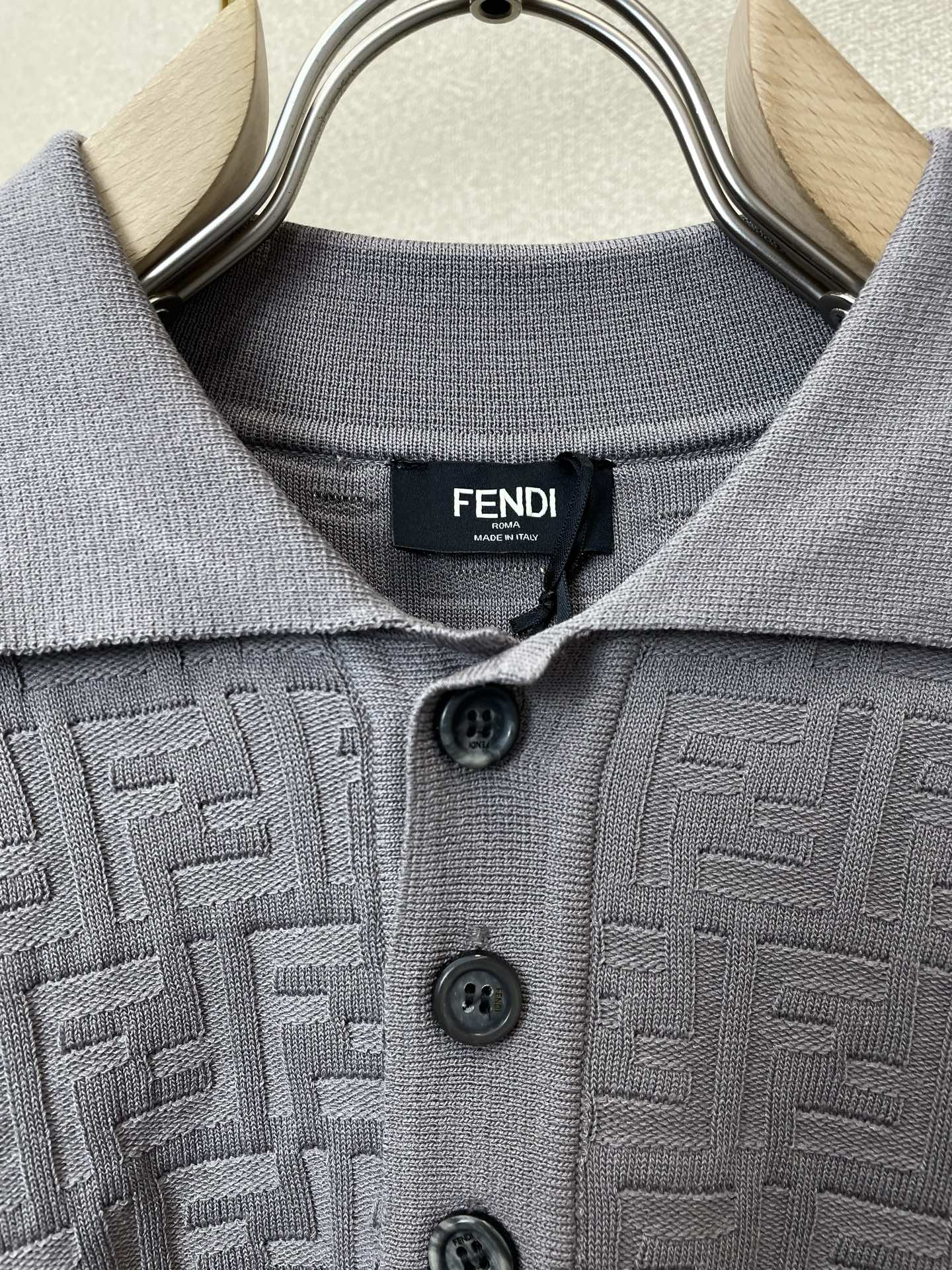 Fendi 2026 Men's Short-Sleeve Shirt Cotton Knitted 824341