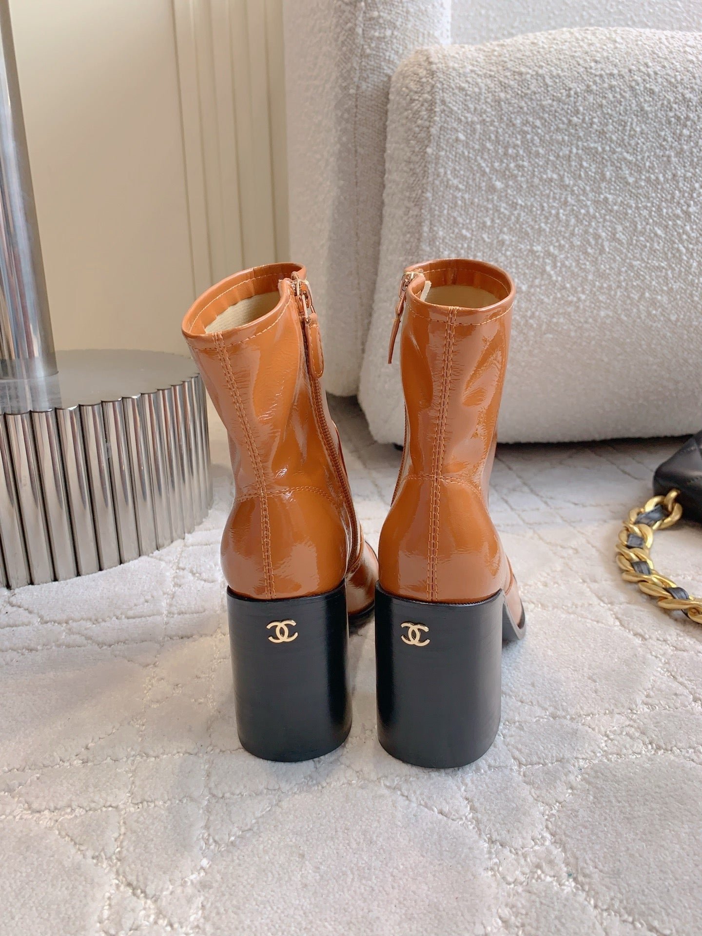 CC 25 Heeled Short Boot Camel Brown mix Black Patent Leather 516678