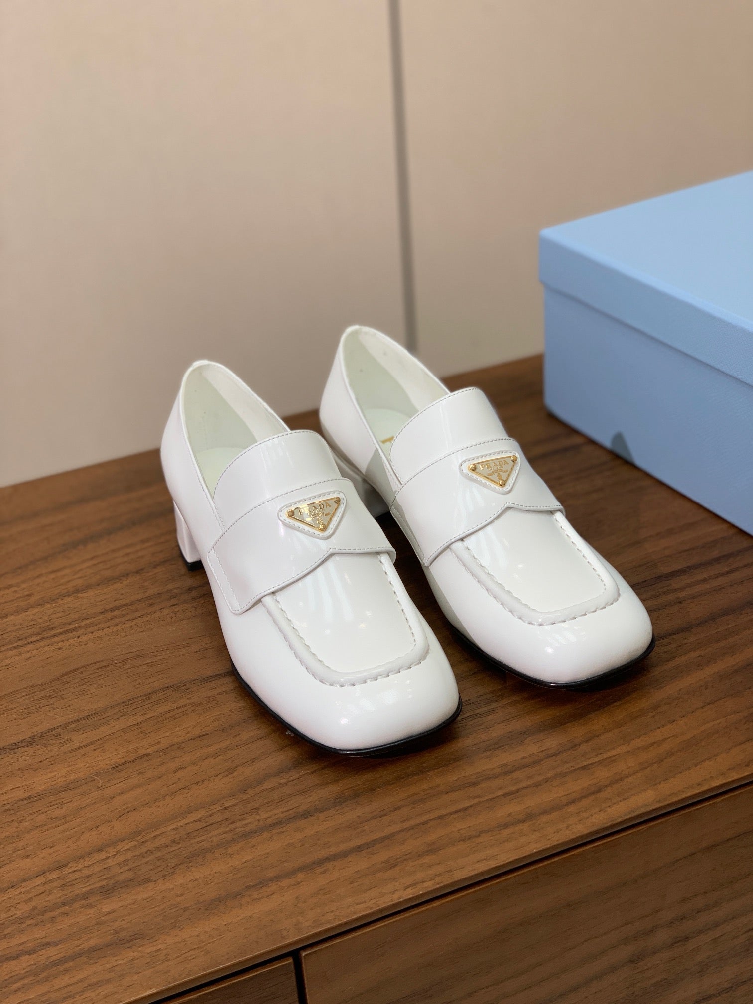 Prada 2026 Triangle Logo Loafers Leather 792669