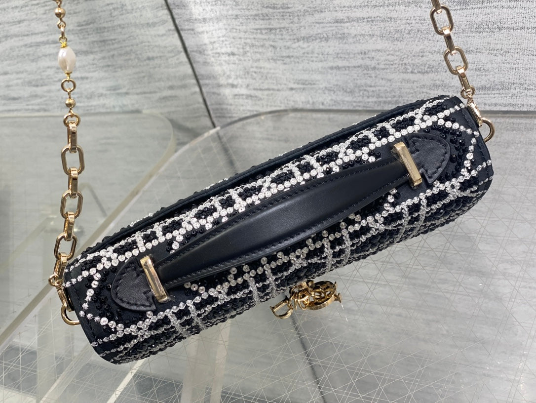 Dior 2026 Top Handle Embroidered Bag 21cm Calfskin 352086